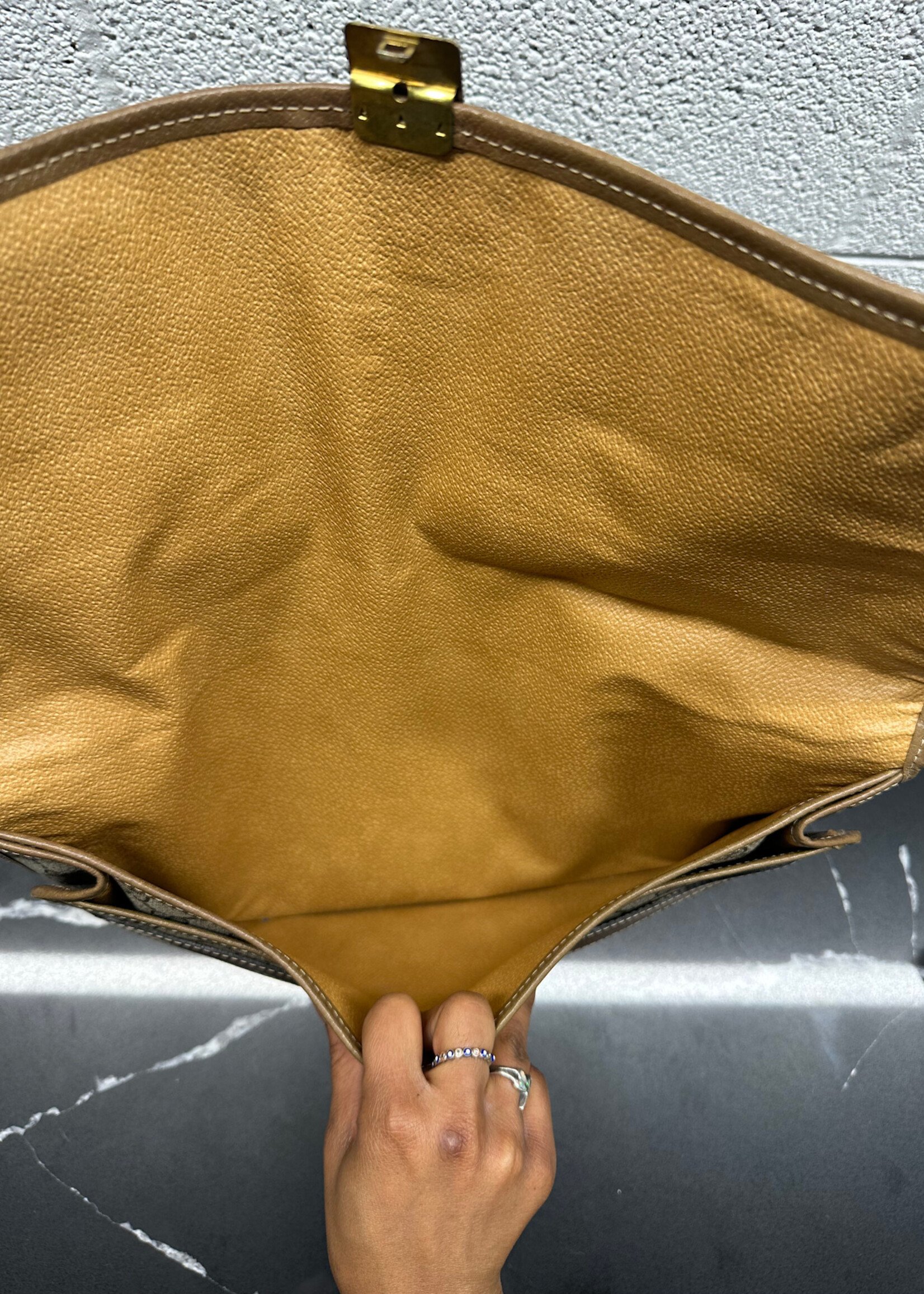 Vintage Gucci GG Portfolio