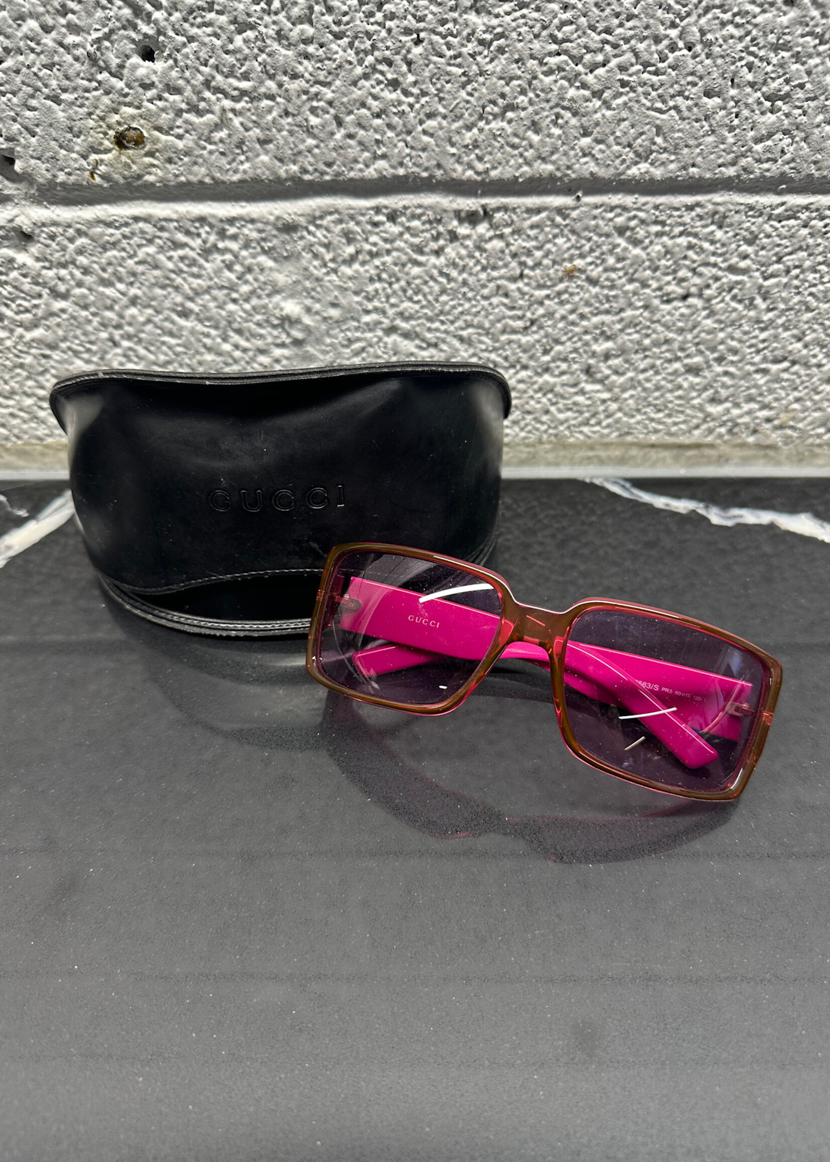 Gucci Y2K GG2563 W CASE