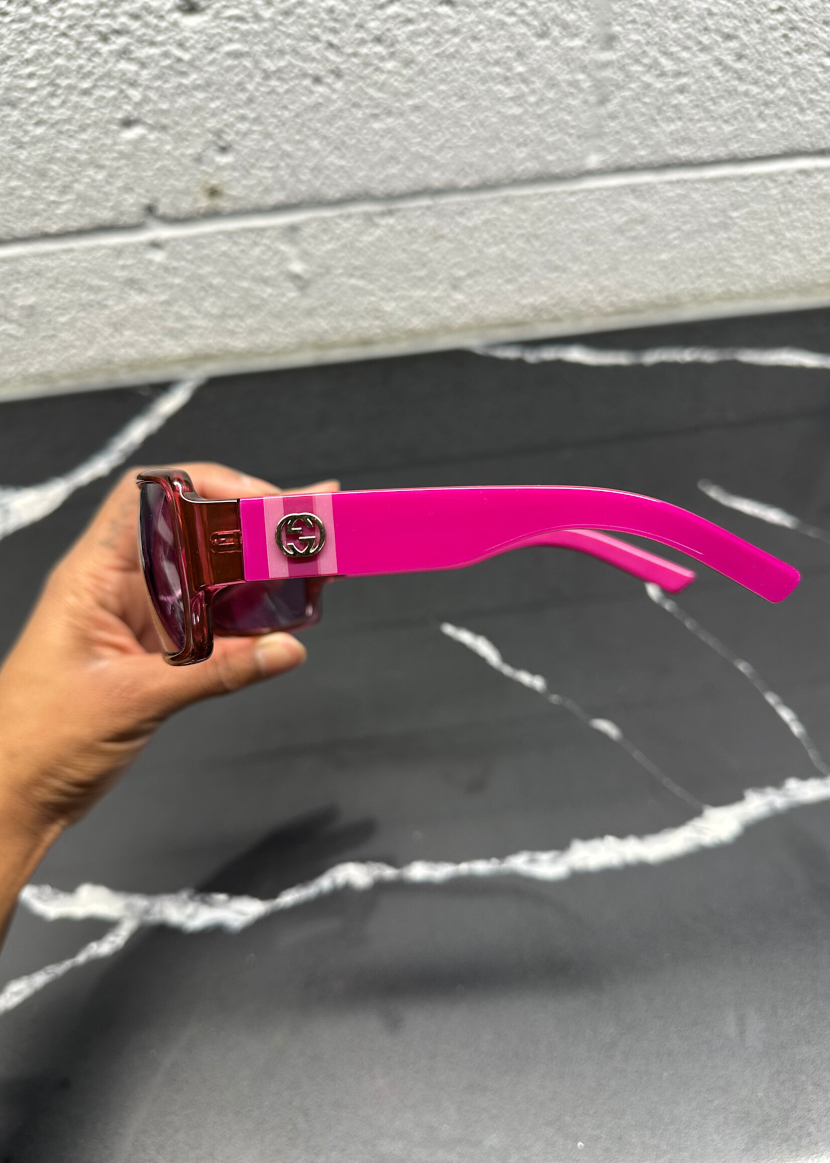 Gucci Y2K GG2563 W CASE