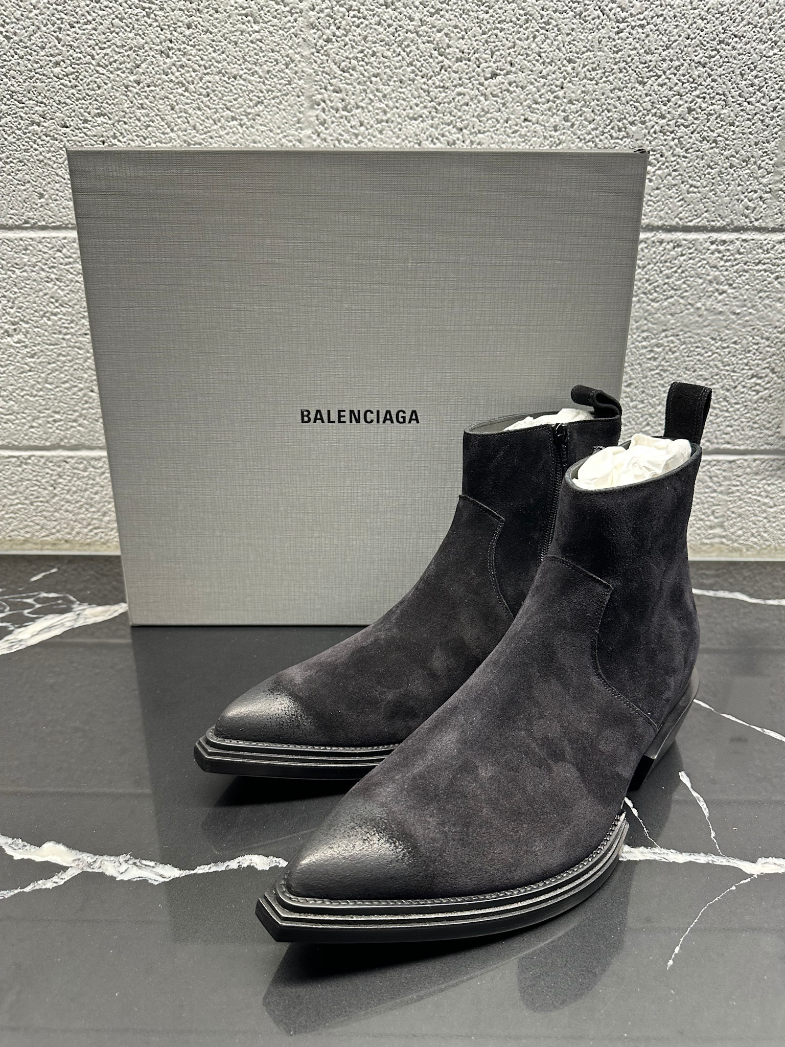 Balenciaga Black Suede Leather Chelsea Boots 46 display picture 3