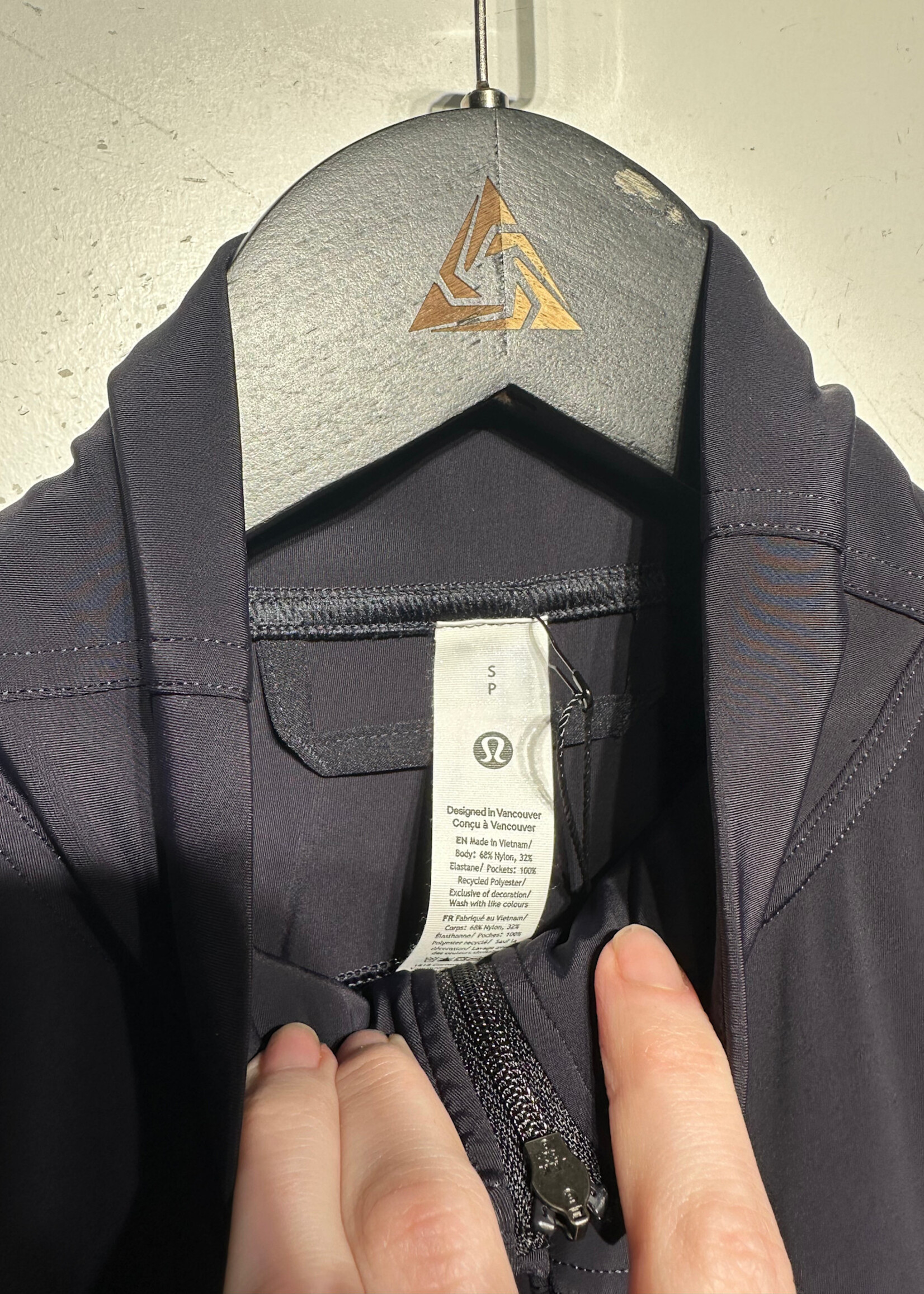 Lululemon Navy Zip Lightweight Jacket S