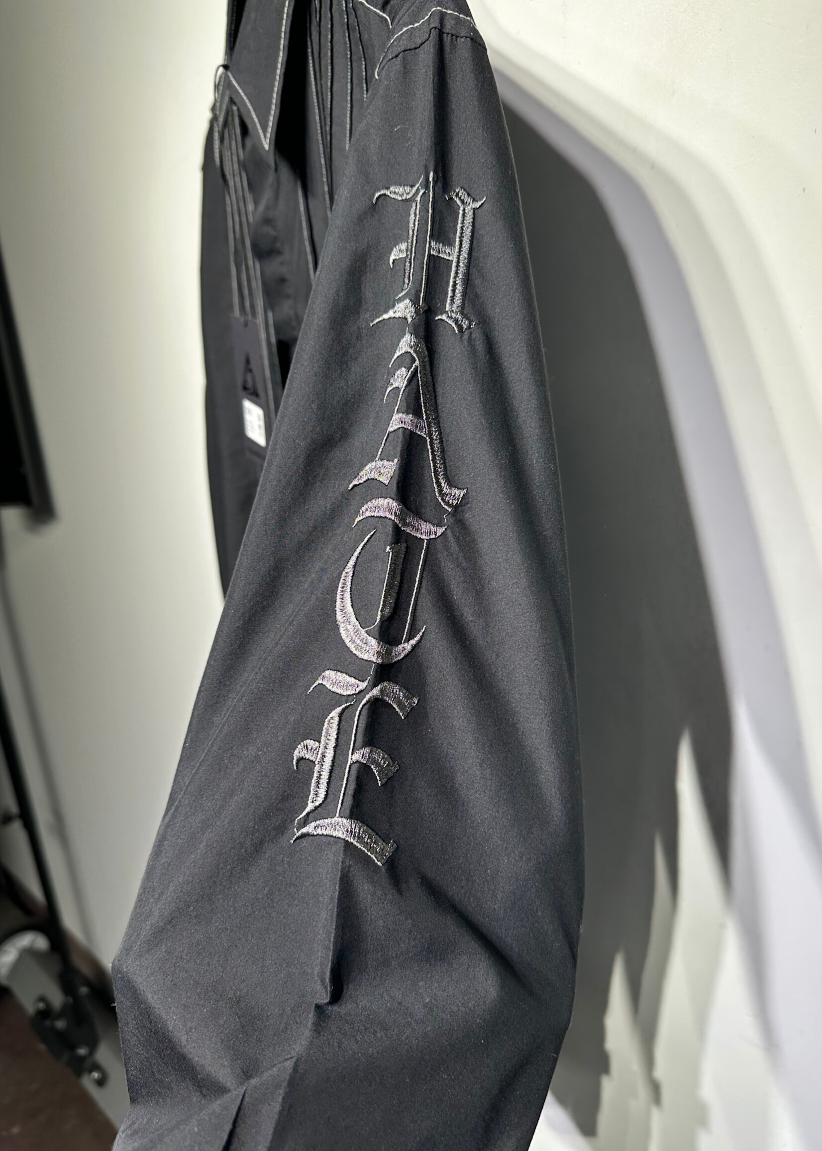 Fender Y2k Embriodered Cross L/S B/U Masc S