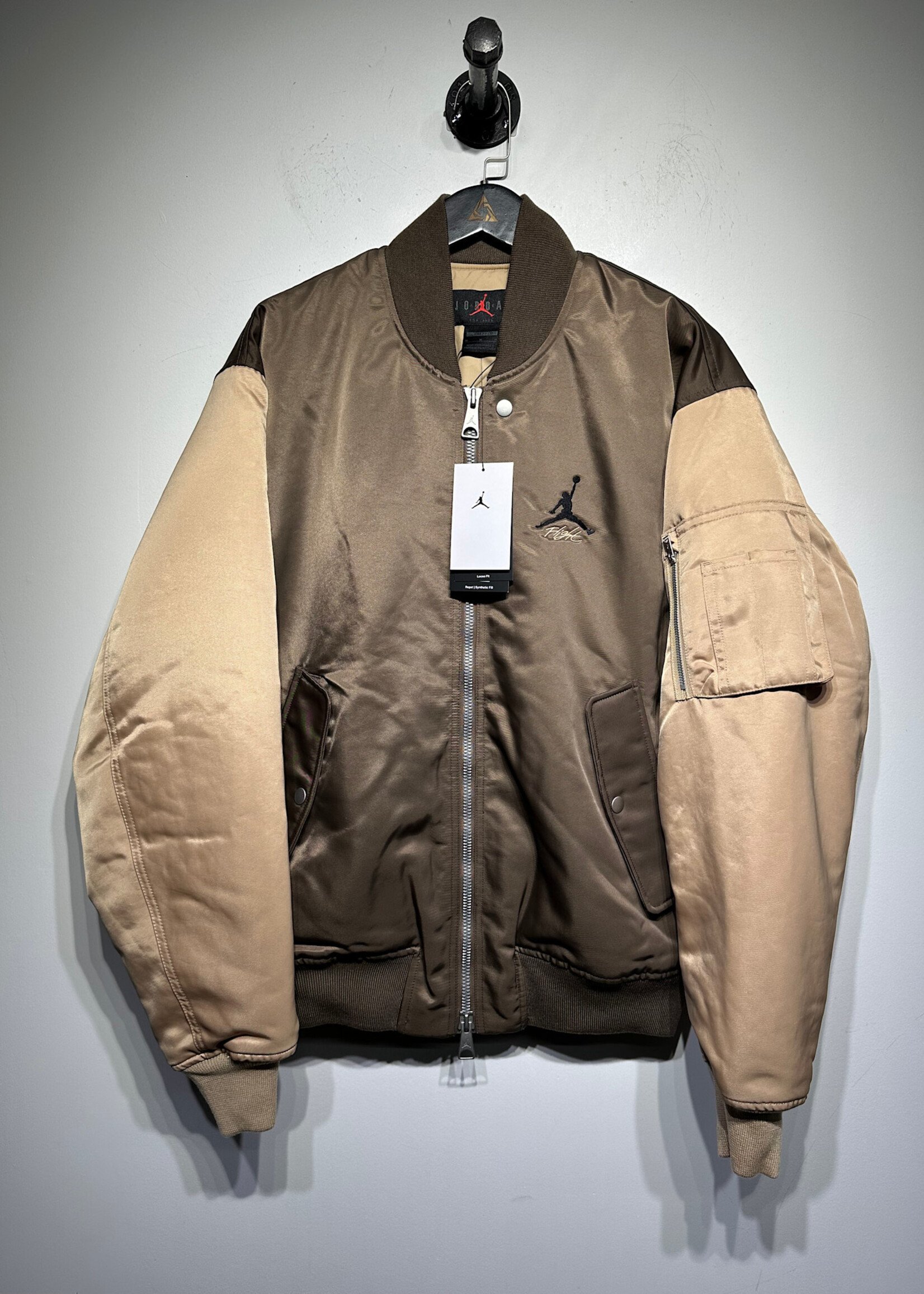 NWT Jordan Brown/Tan Bomber Style Jacket Masc M