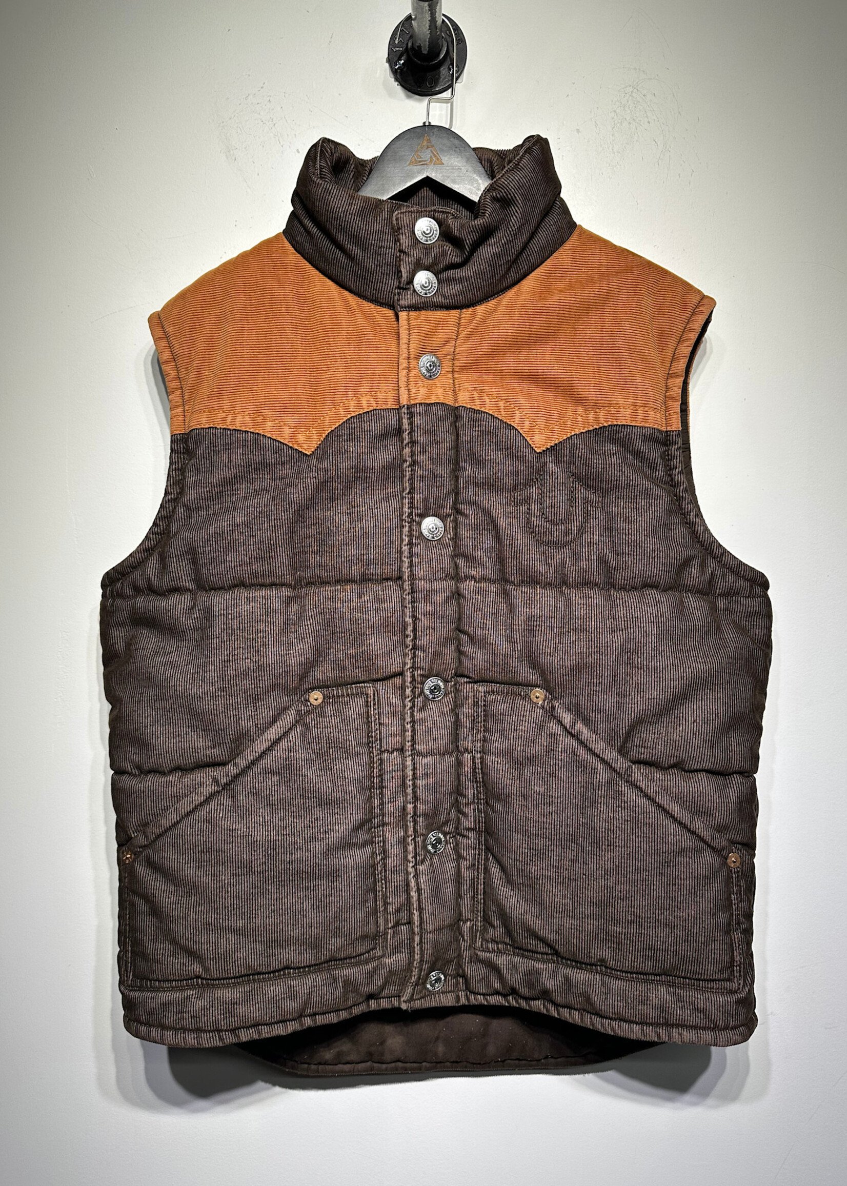 TRUE RELIGION TWO TONED CORDUROY VEST XL
