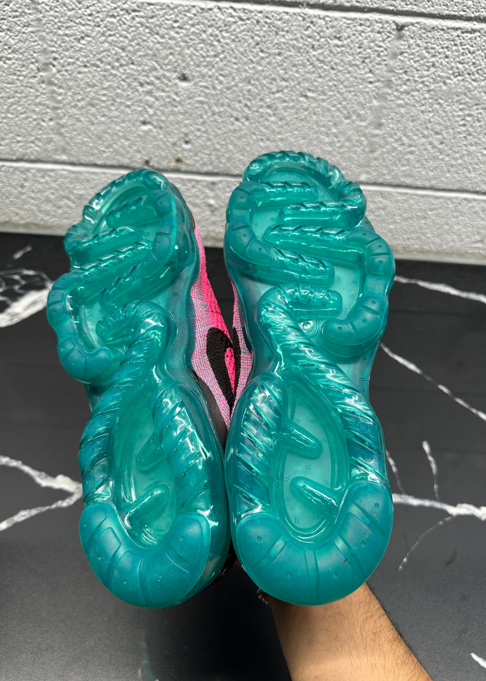 DS Nike Vapormax Miami Nights Fem 9.5