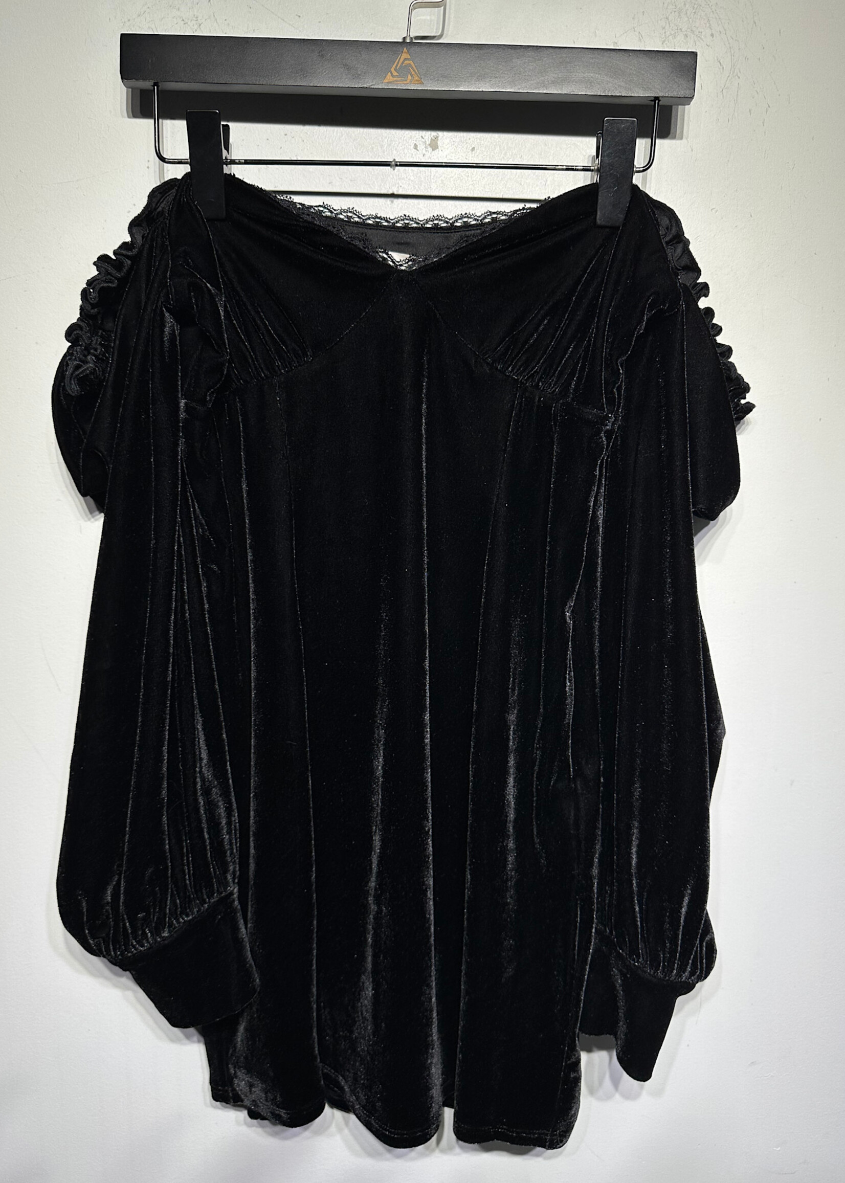 Privacy Please Black Off Shoulder Dress M