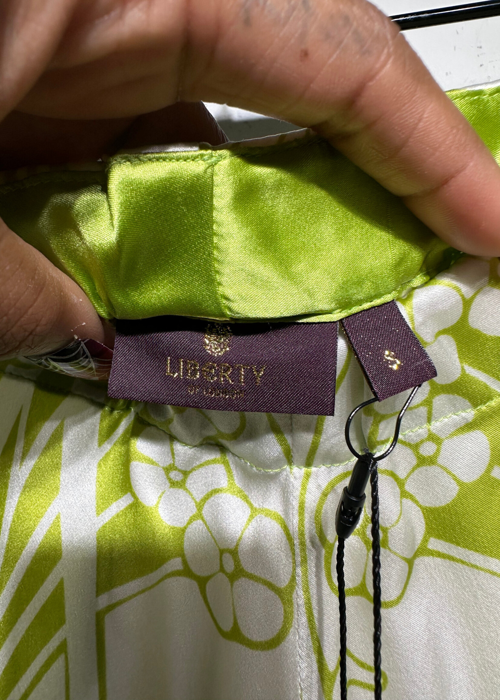 Liberty of London Green White Silk Shorts 25