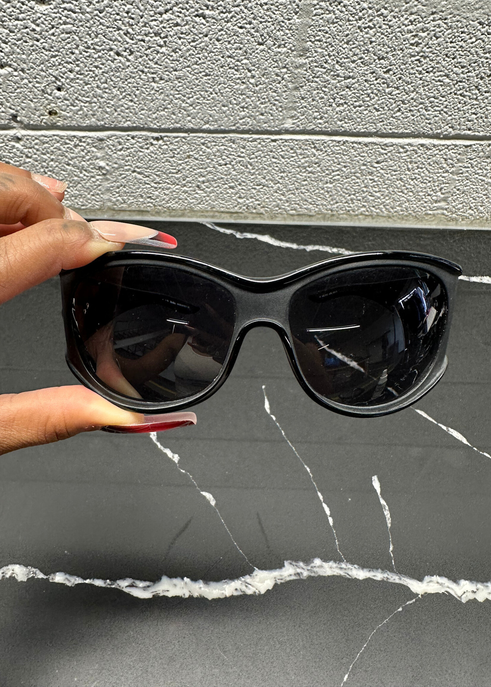 Max Mara Black Sunglasses W CASE