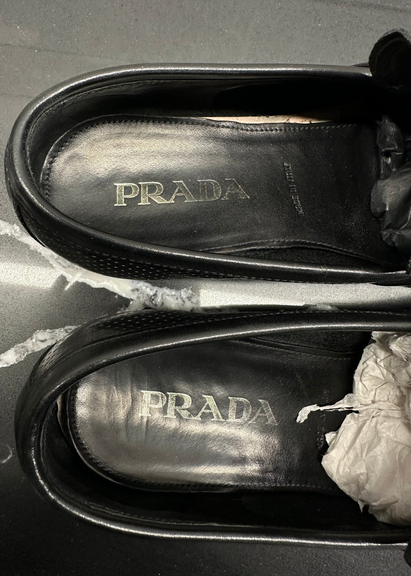 Prada Black Leather Loafers W/Box Masc 8