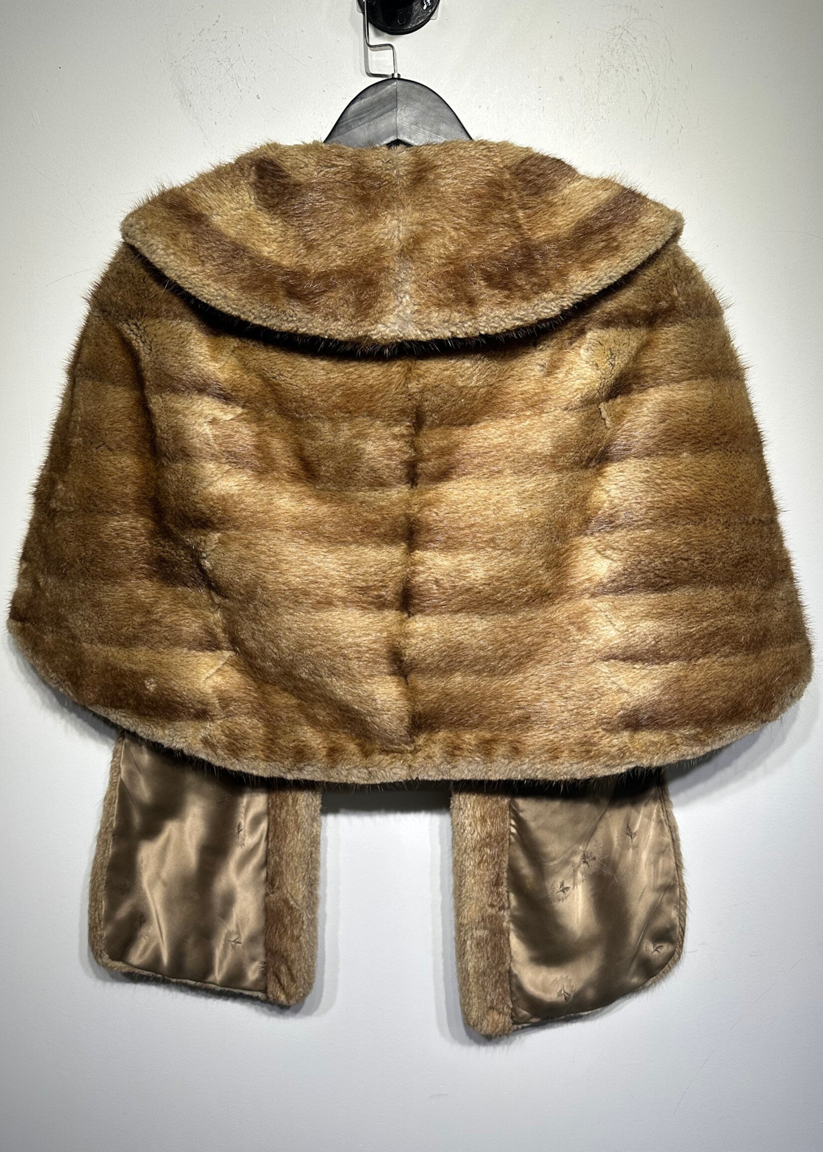 Klements Fur Shawl OS