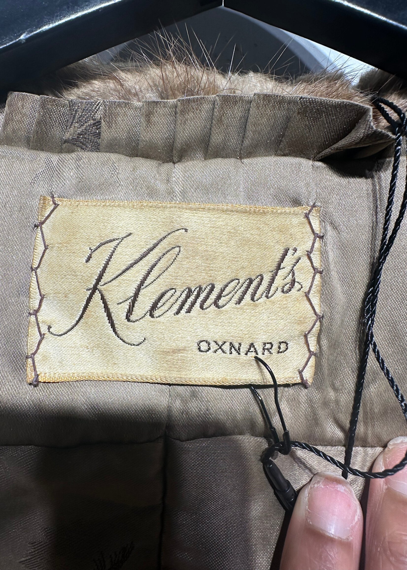 Klements Fur Shawl OS