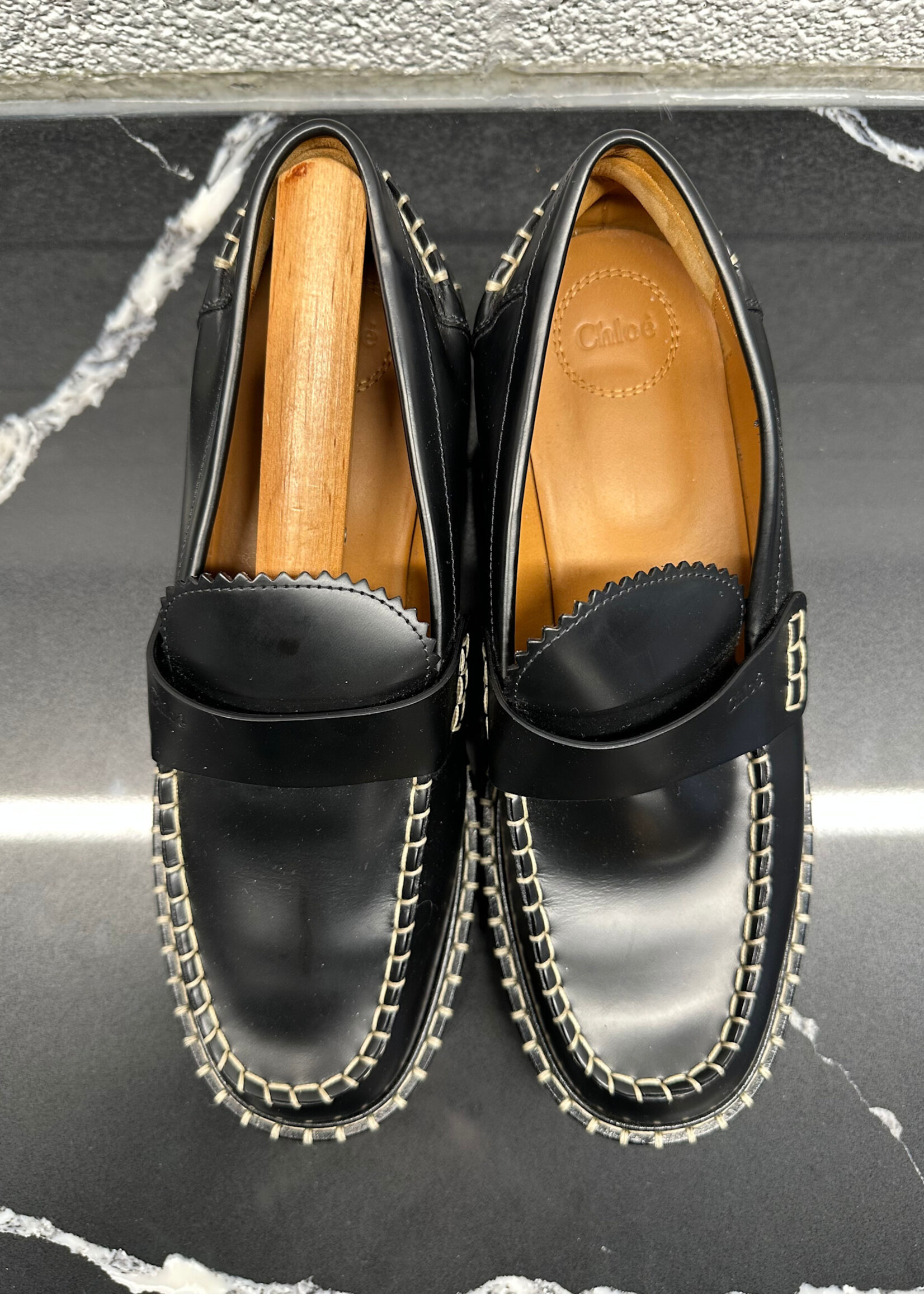 Chloe Black Noua Loafers Masc 7 Fem 8.5 AS IS