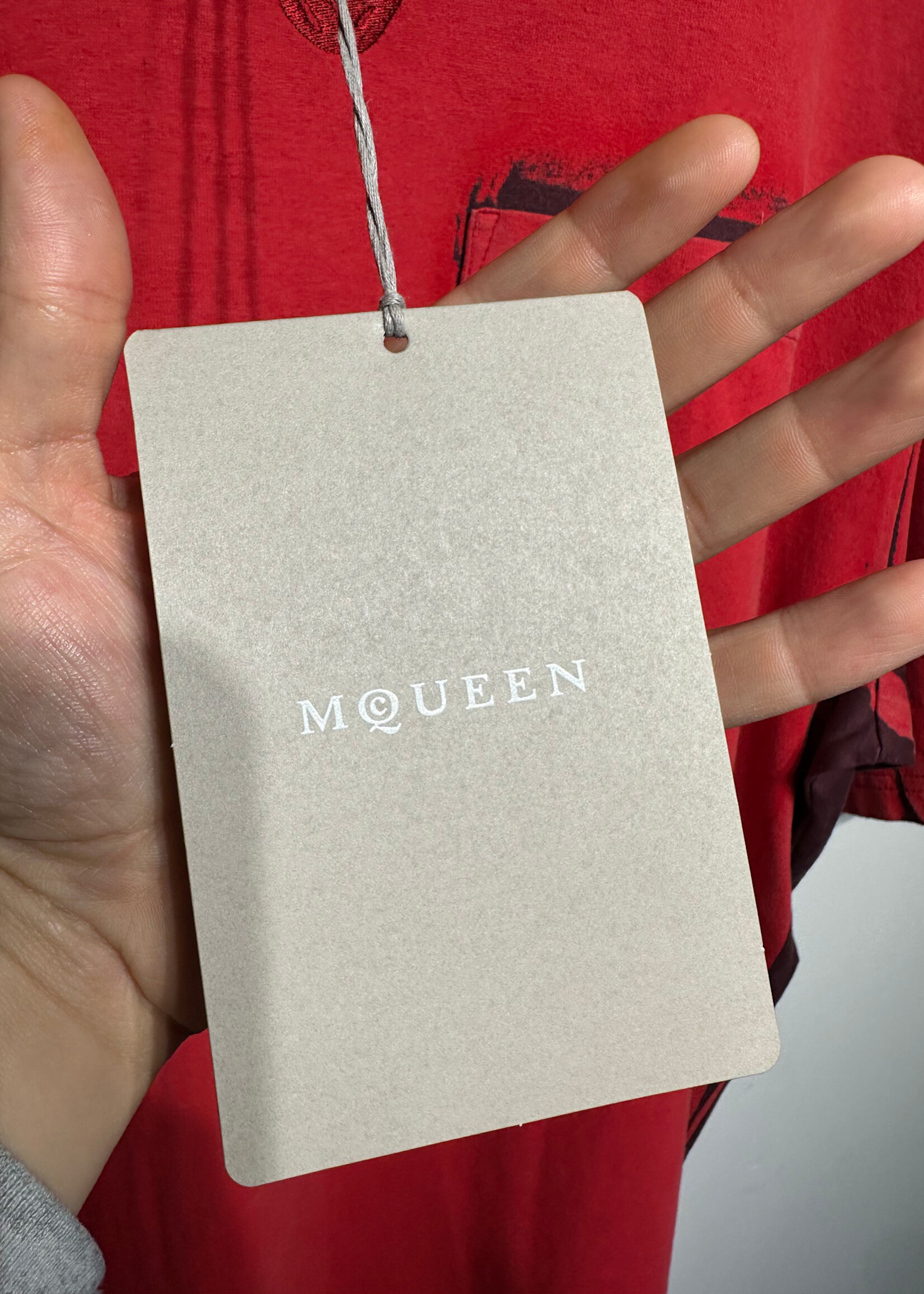 Mcqueen Red/Burgendy Center Skull Tee Masc M Fits L