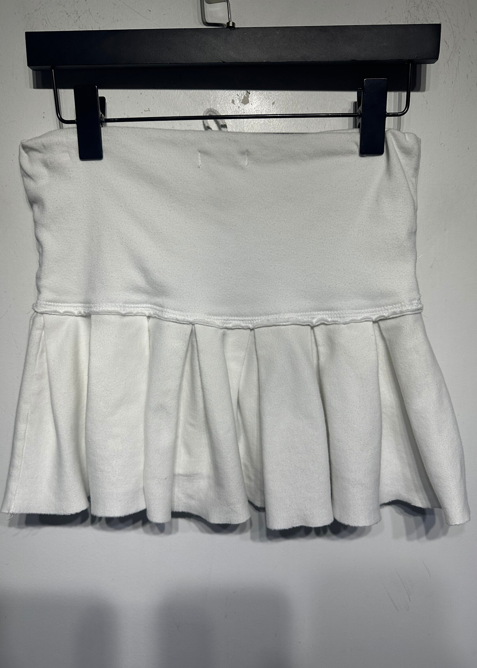 GUESS JEANS WHITE PLEATED SKIRT 27 AS IS