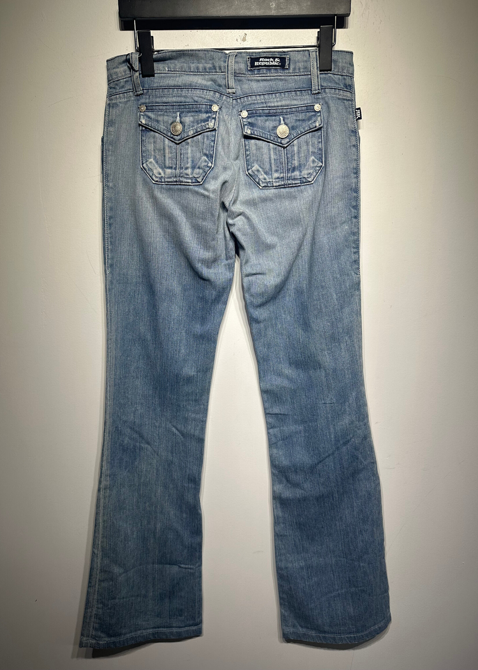 Rock & Republic Light Wash Button Pocket Flare 27