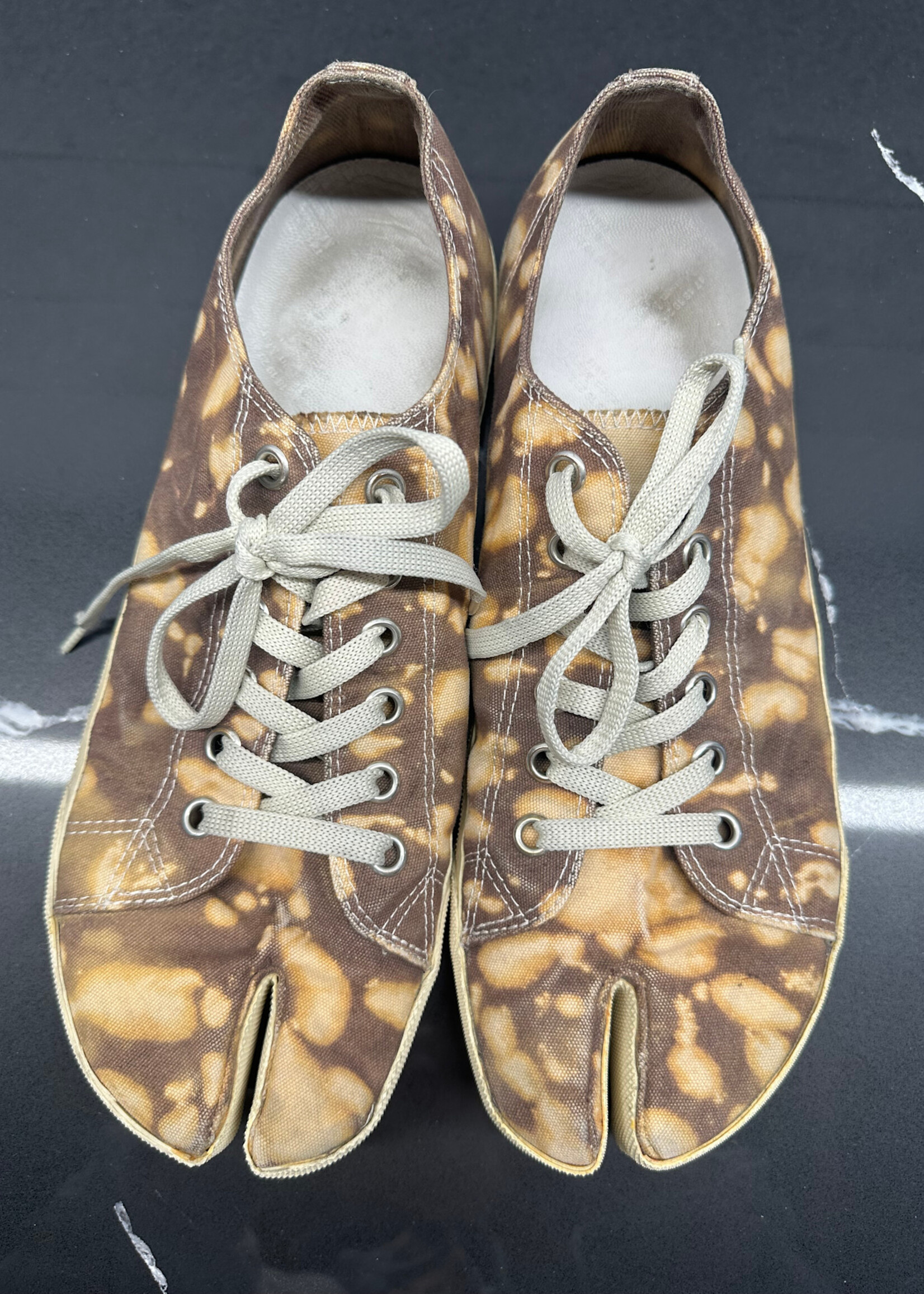 Maison Margiela Bleach Low Tabi 10