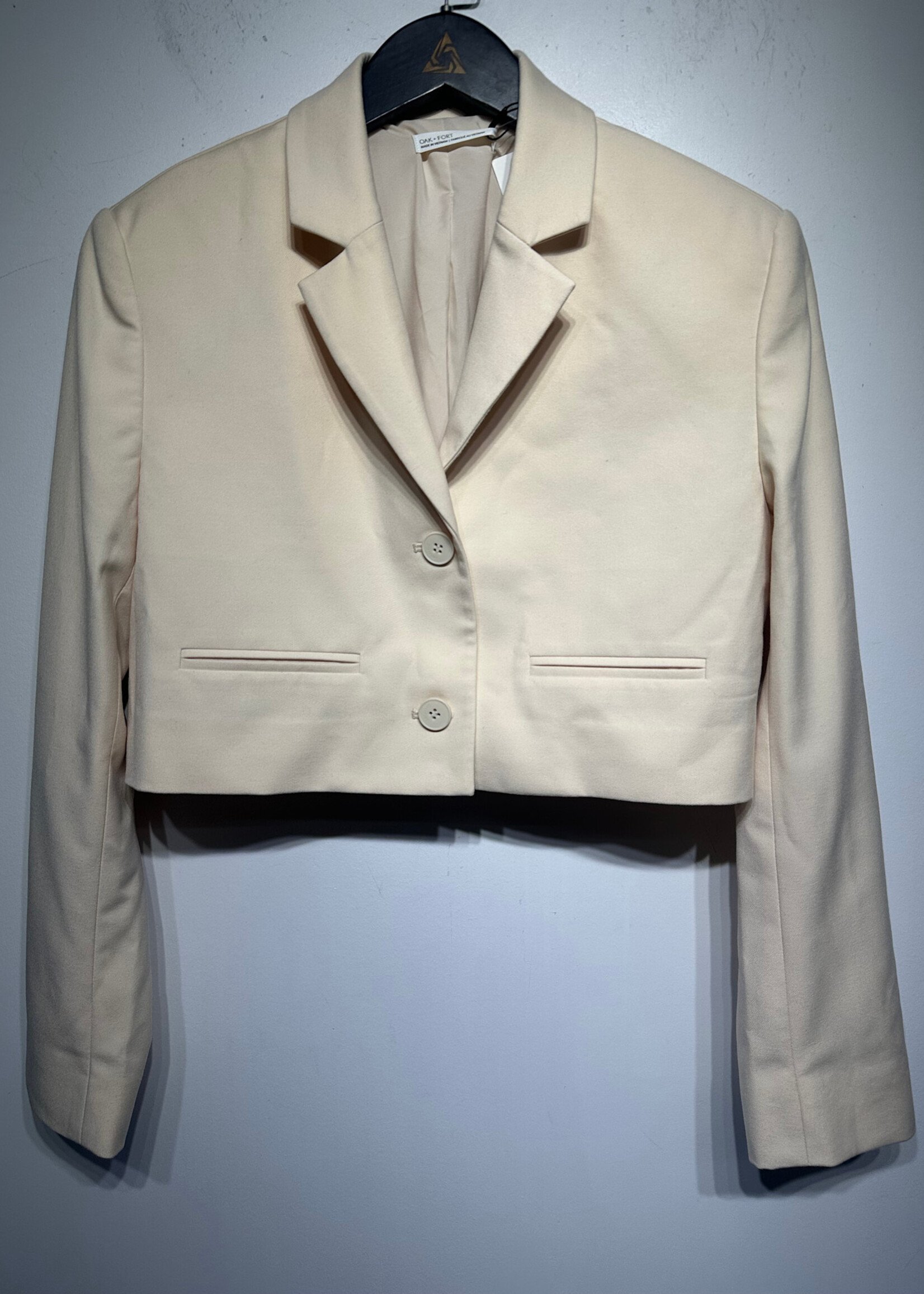 NWT OAK + FORT BEIGE CROPPED BLAZER S