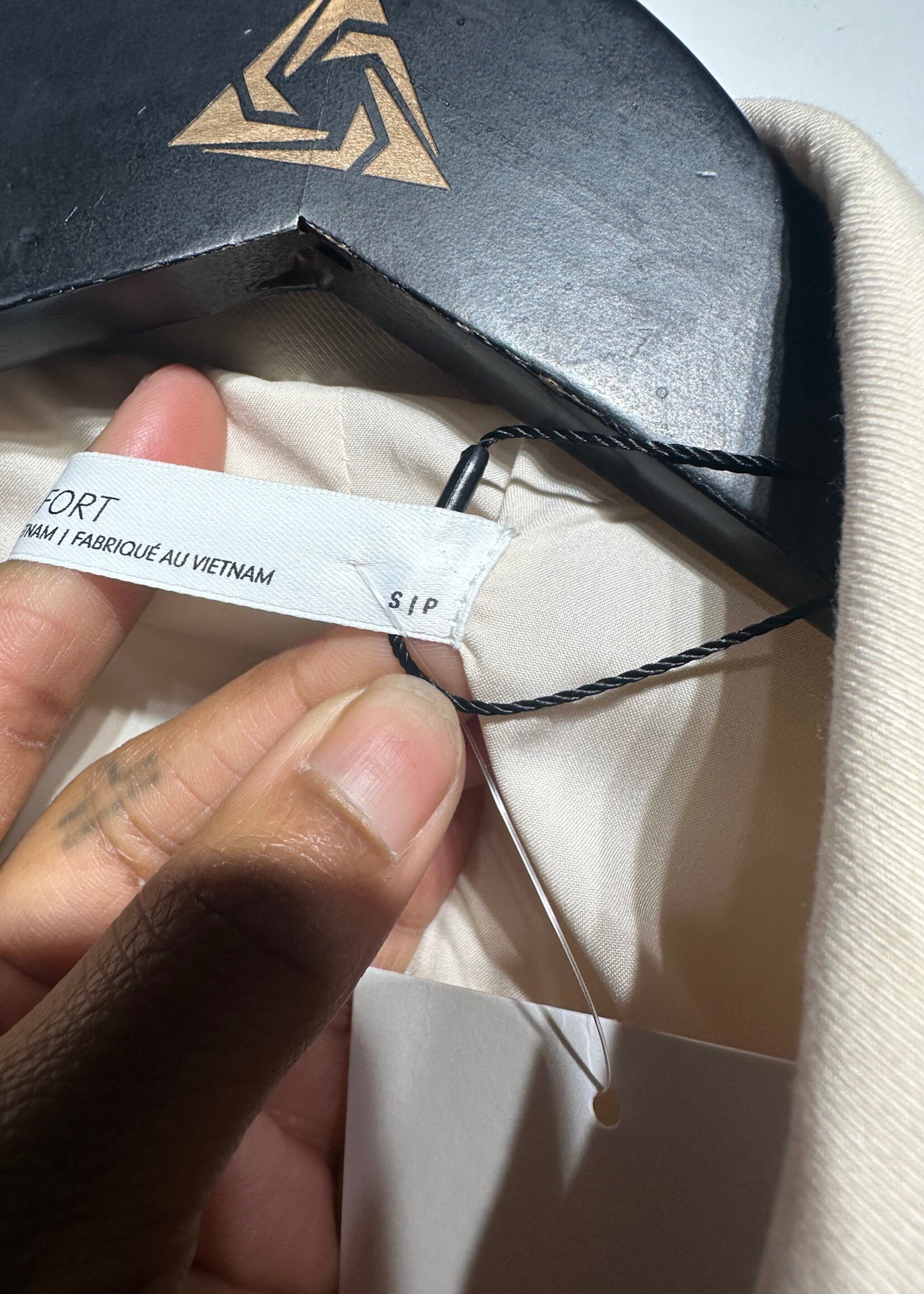 NWT OAK + FORT BEIGE CROPPED BLAZER S