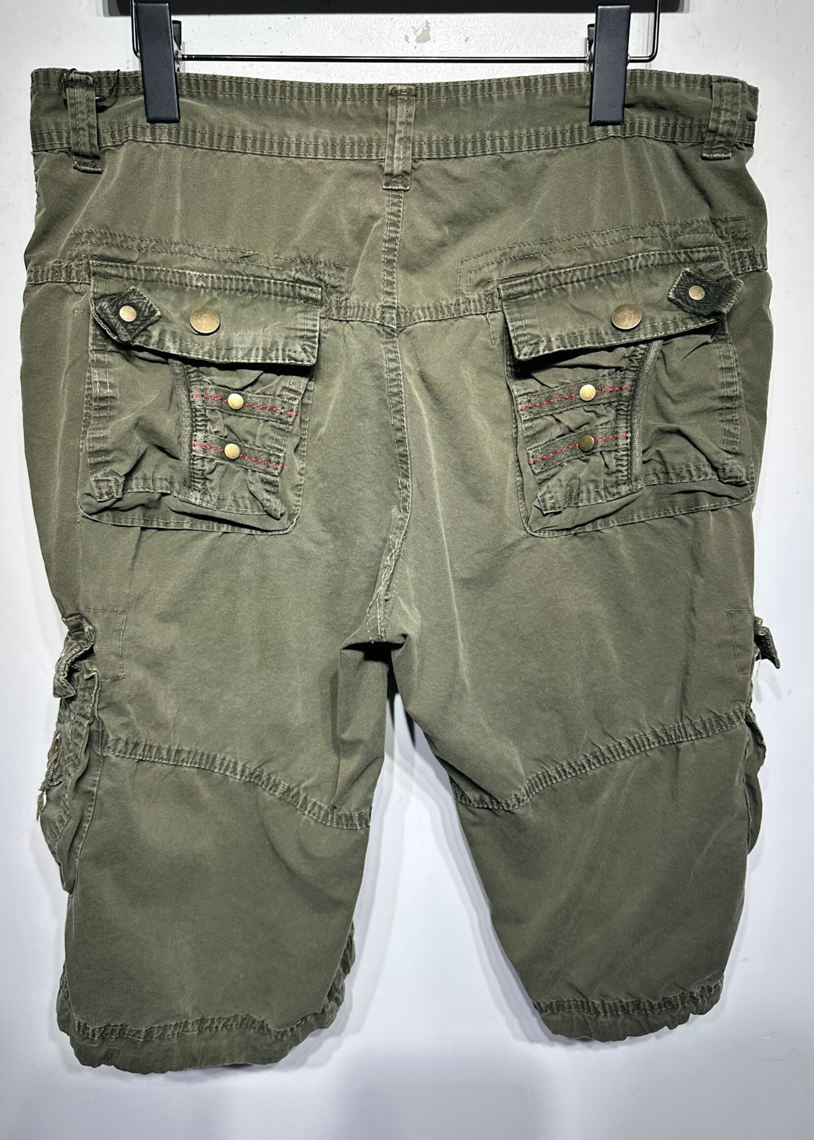 Twice Y2K Green Cargo Shorts Masc 34