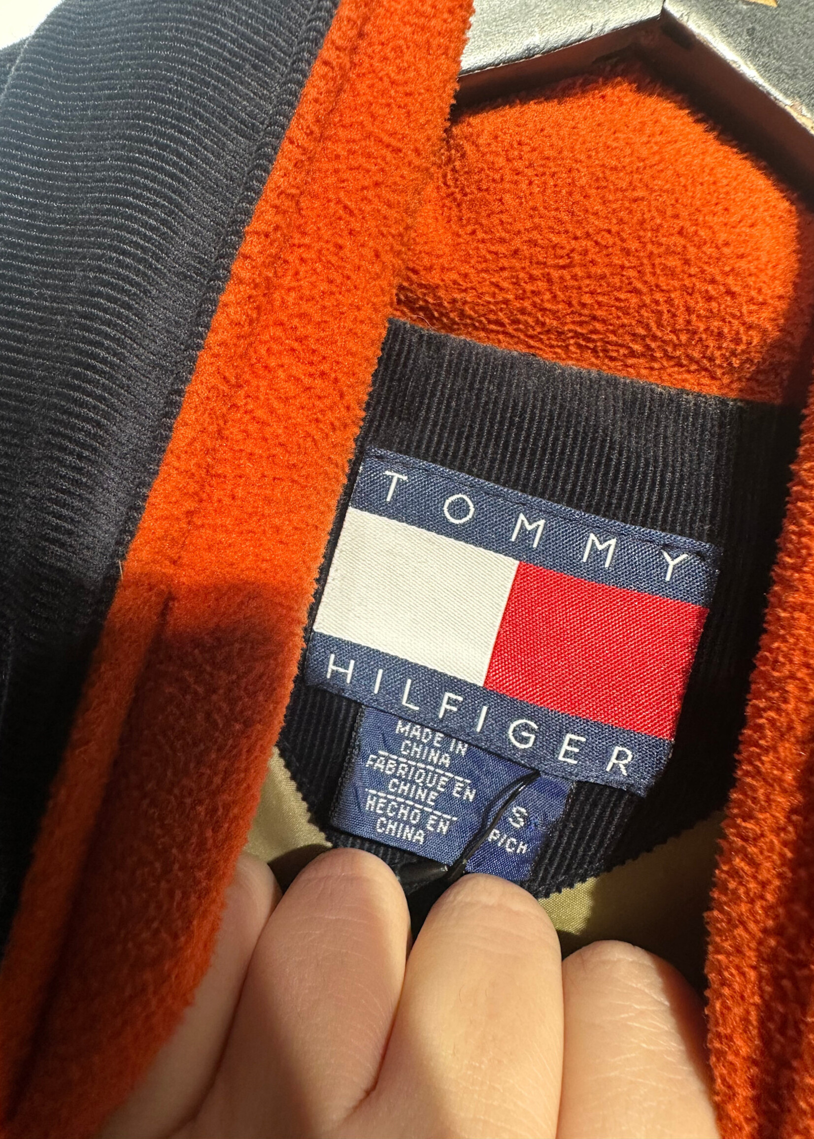 Vintage Tommy Navy Blue Puffer Jacket Masc S