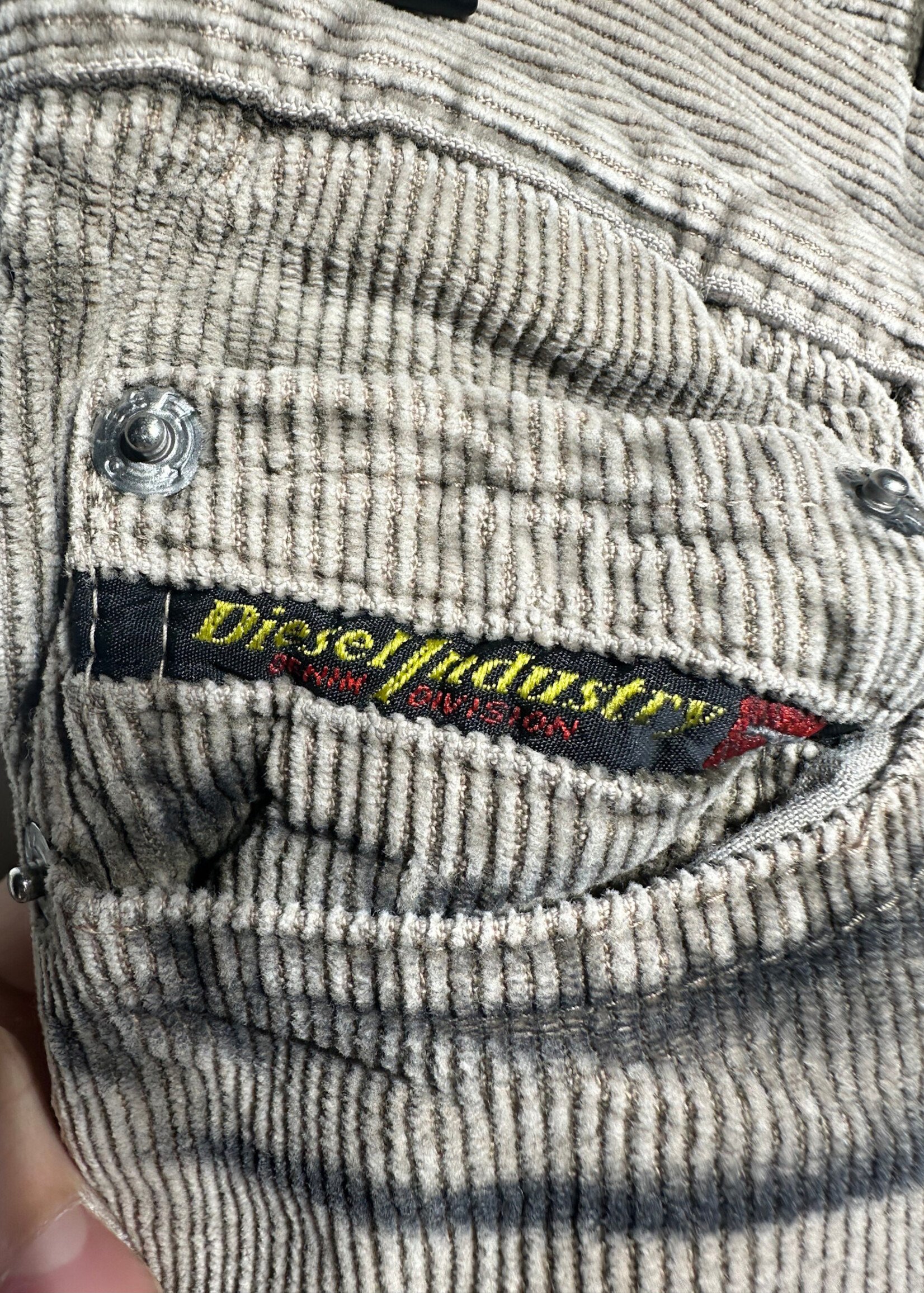 Diesel Tan Black Faded Cords Fem 26