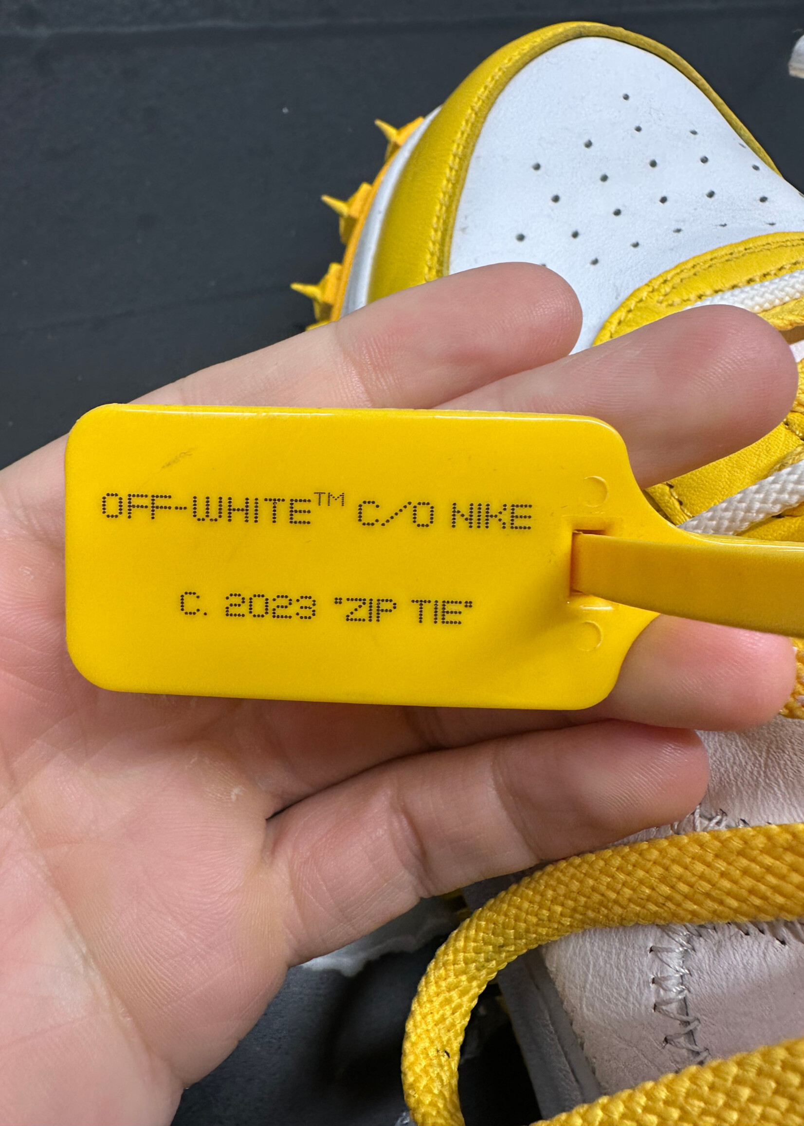OFF WHITE X NIKE MID SP VARSITY MAIZE 12