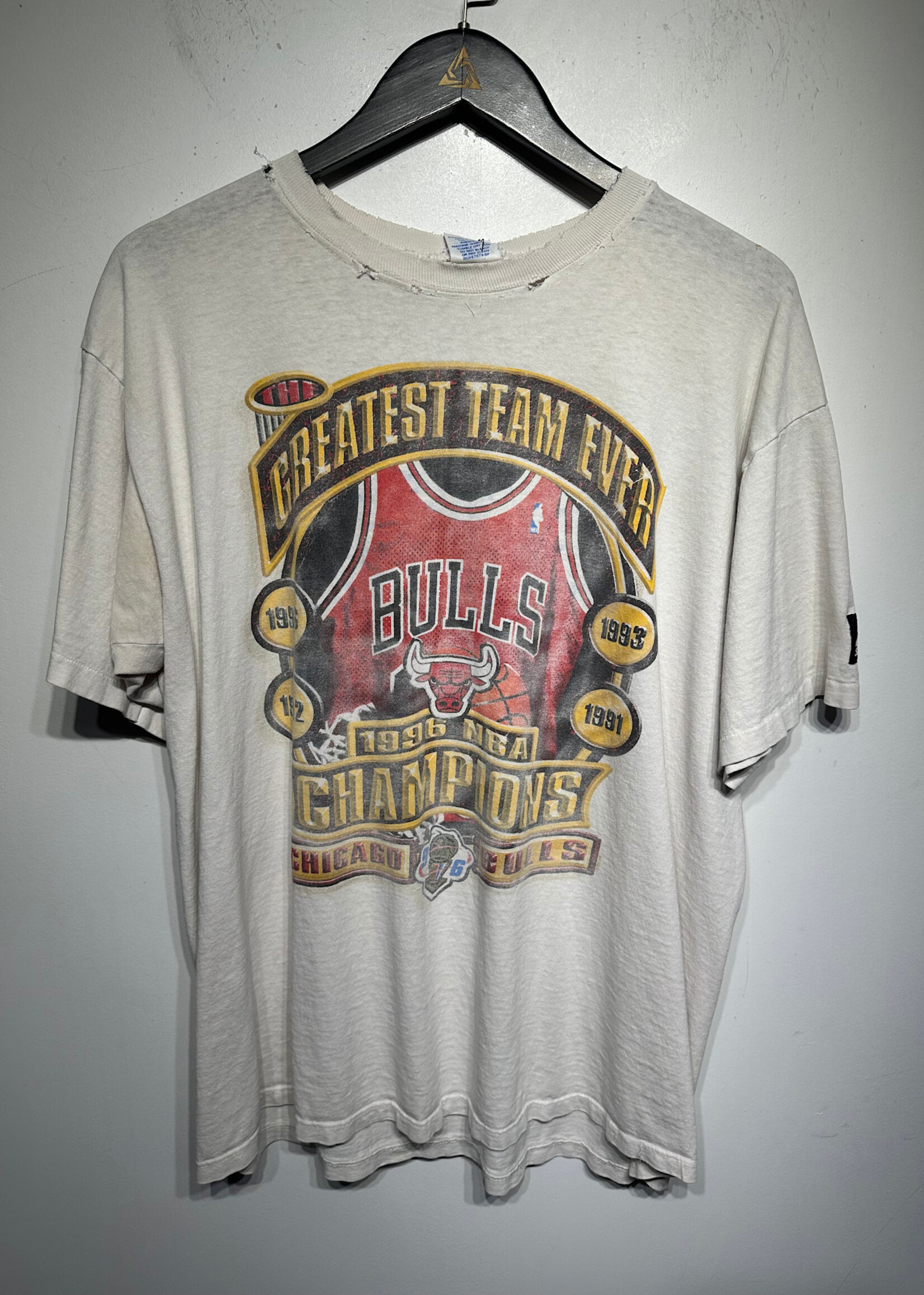Bulls Vintage 96' Starter NBA Tee L AS IS