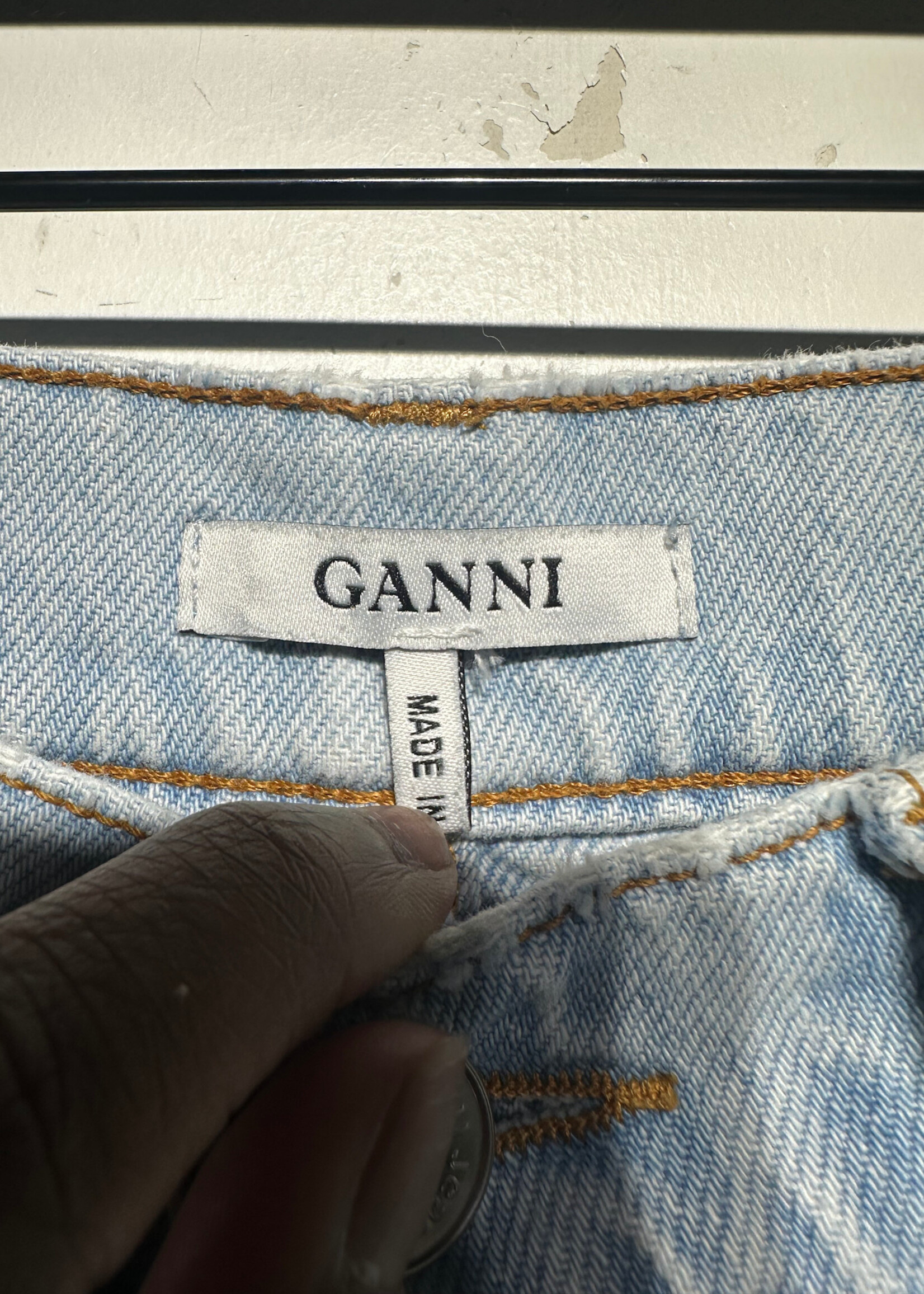 GANNI LIGHTWASH WIDE LEG JEANS 26