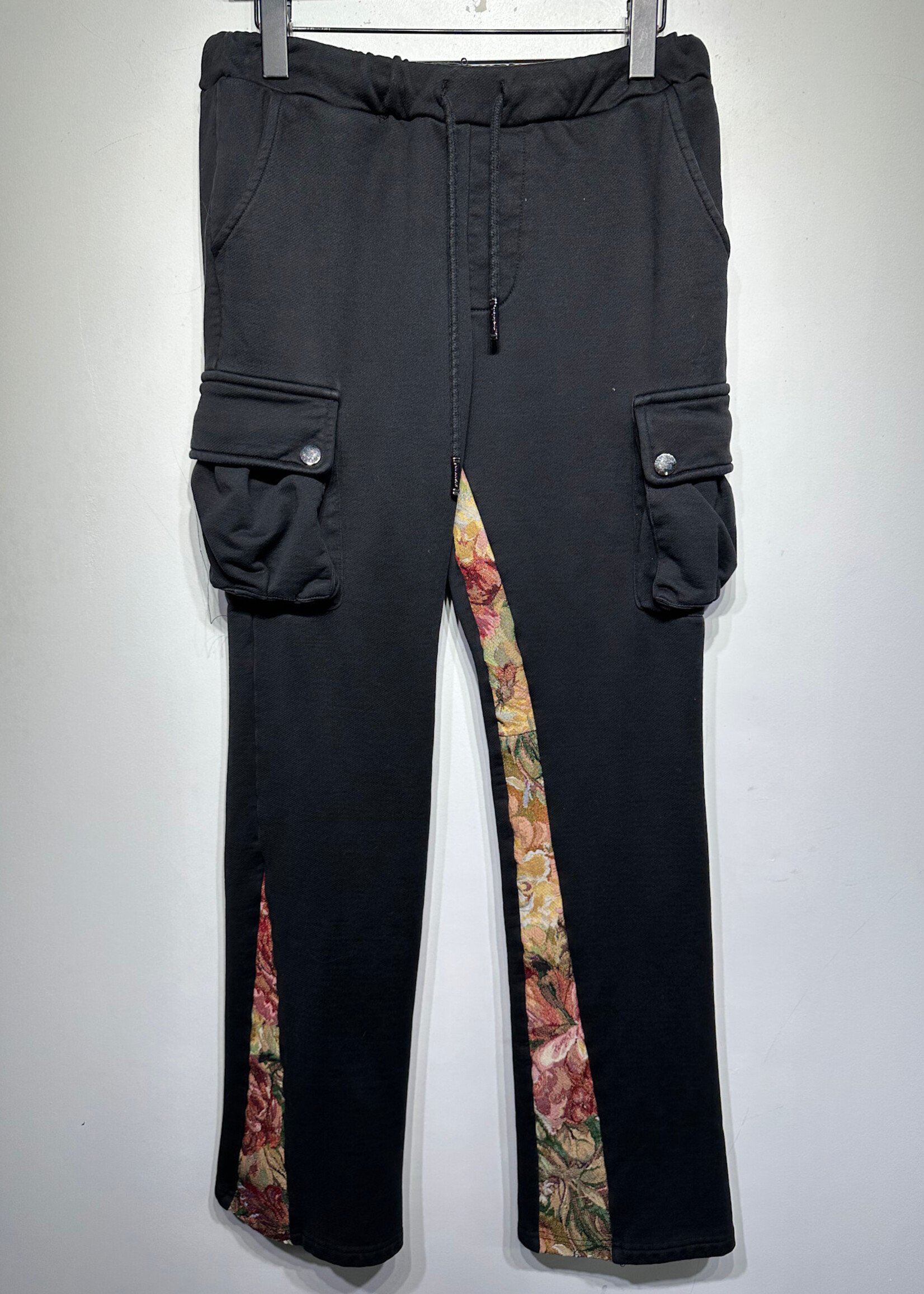 Valabasas Floral Flare Black Sweats L