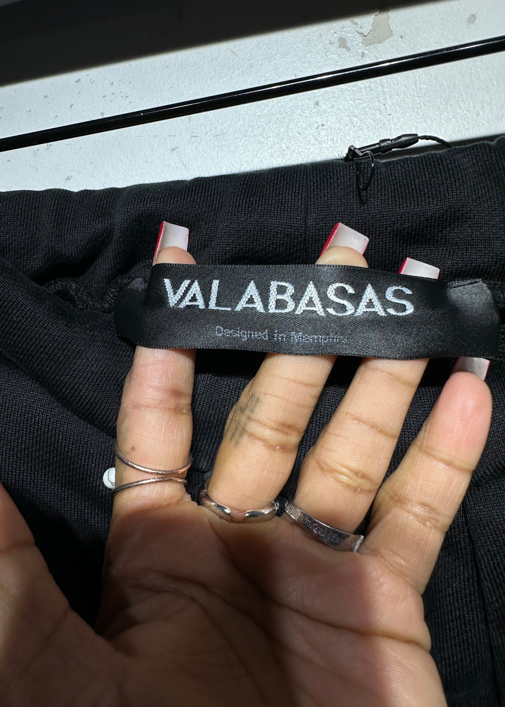 Valabasas Floral Flare Black Sweats L
