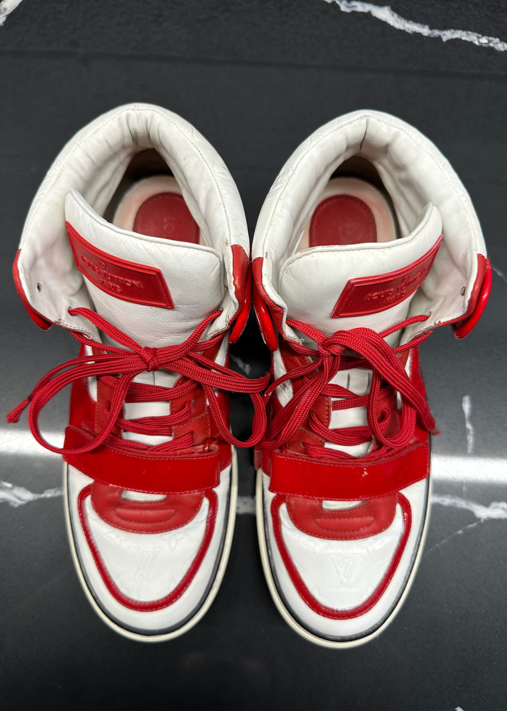 Louis Vuitton White/Red Mid Top Sneaker Masc 8