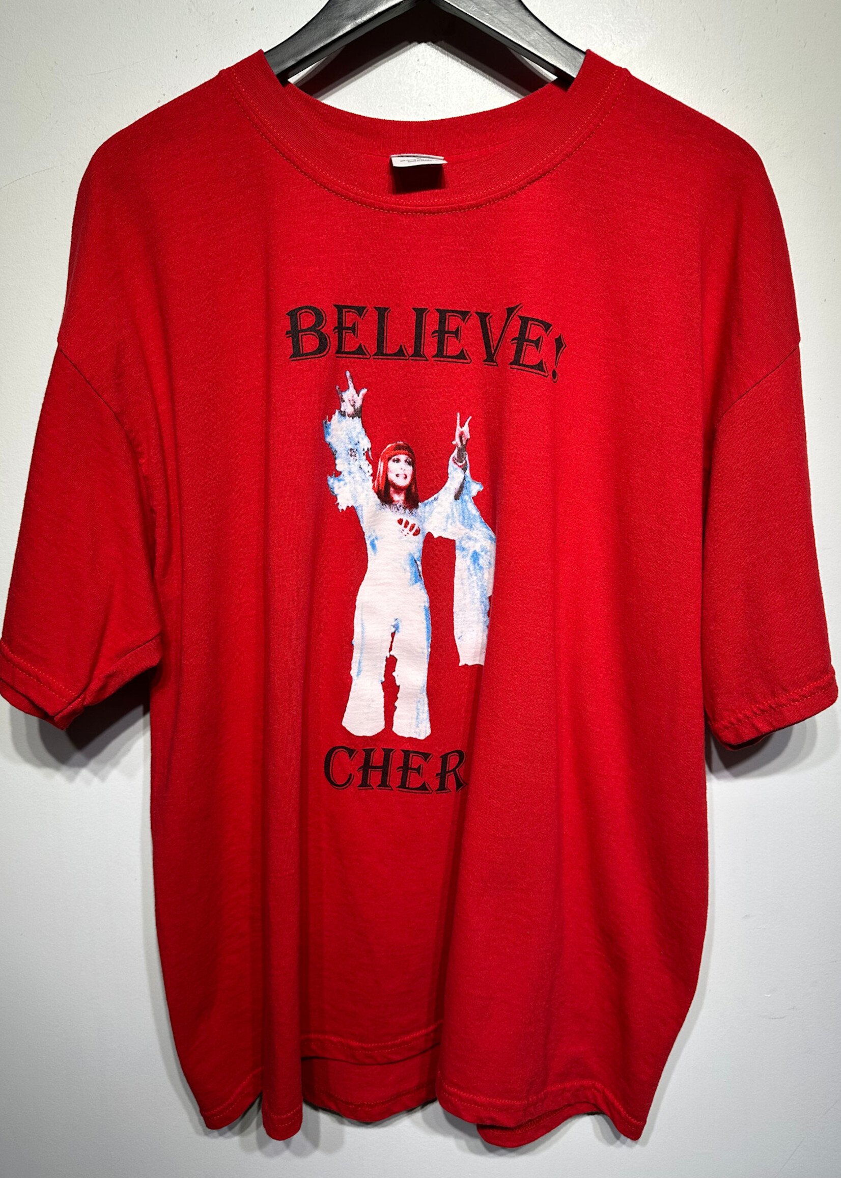 00s Cher Believe Red Tee XL
