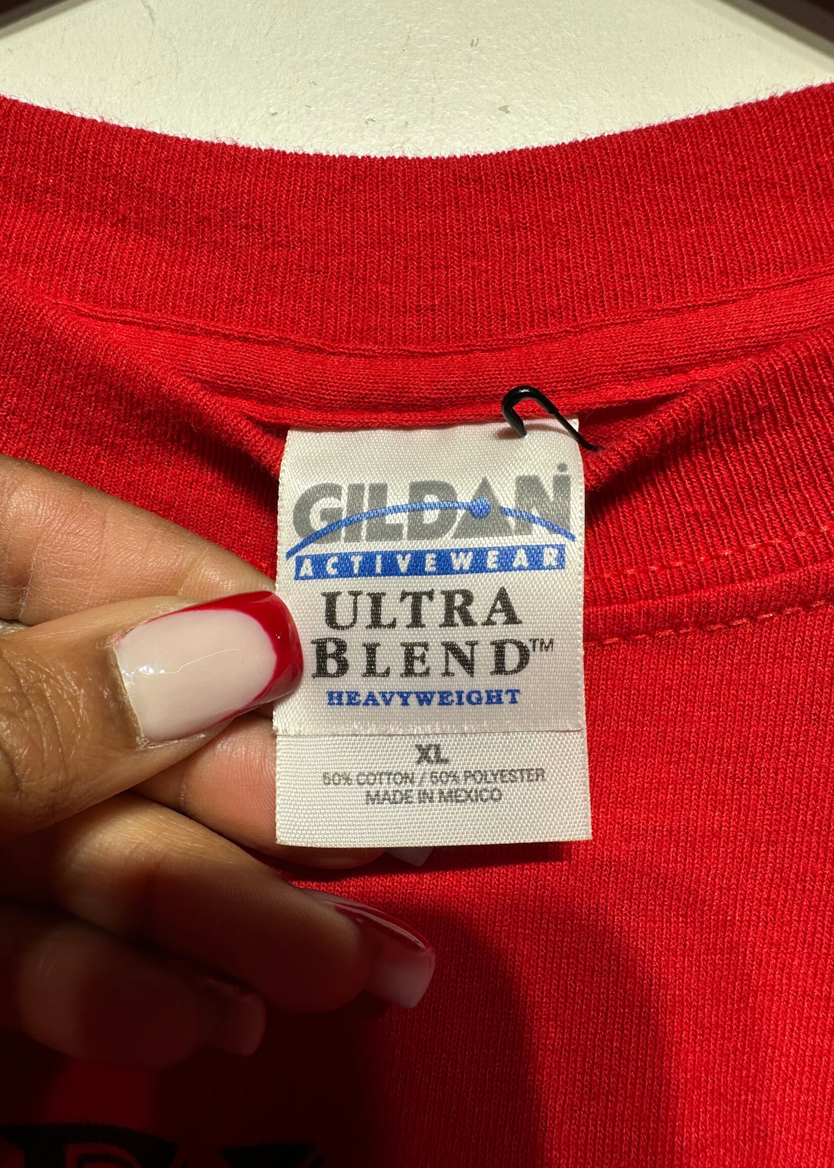 00s Cher Believe Red Tee XL