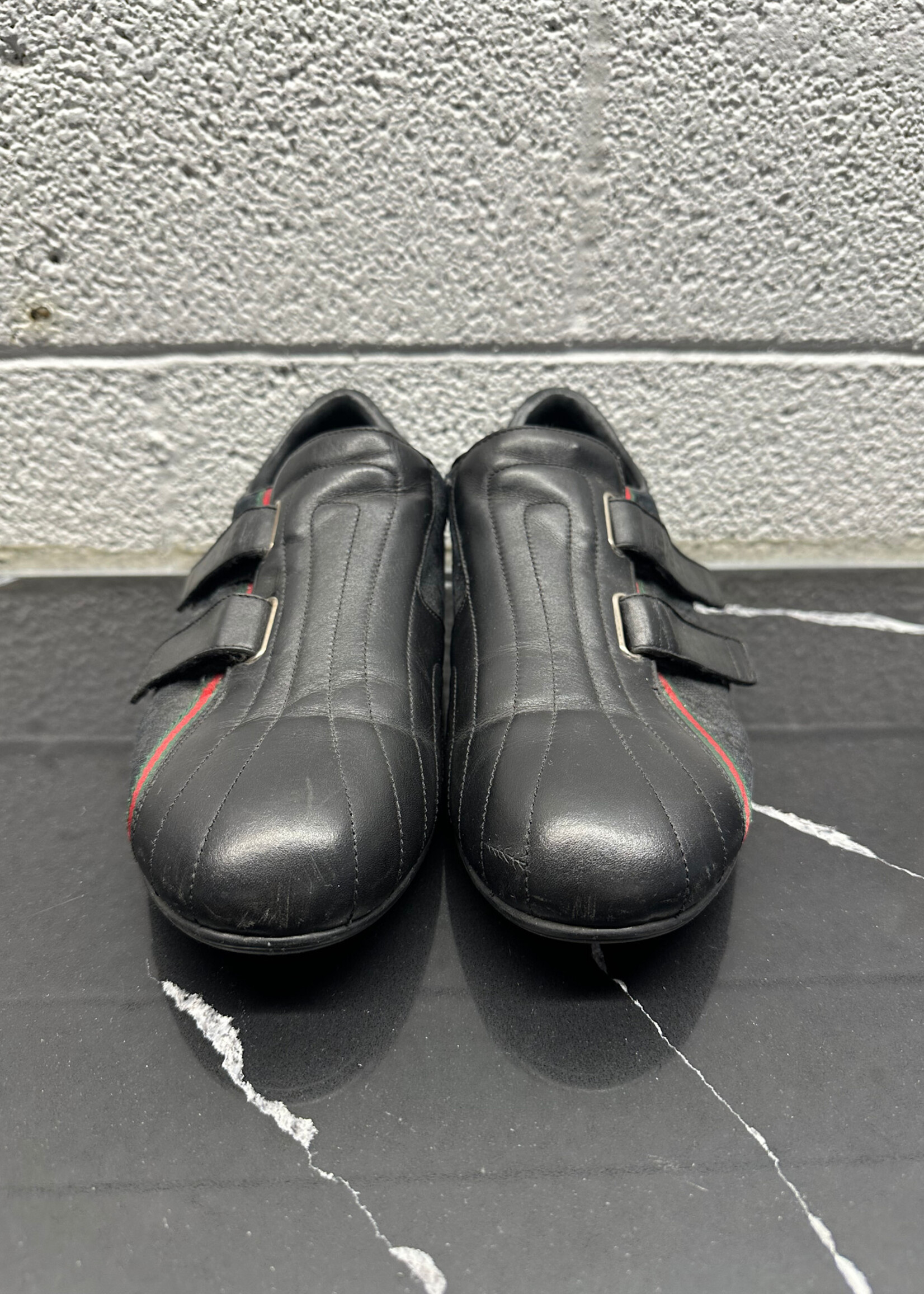 GUCCI LEATHER STRAP ON SNEAKERS 8.5