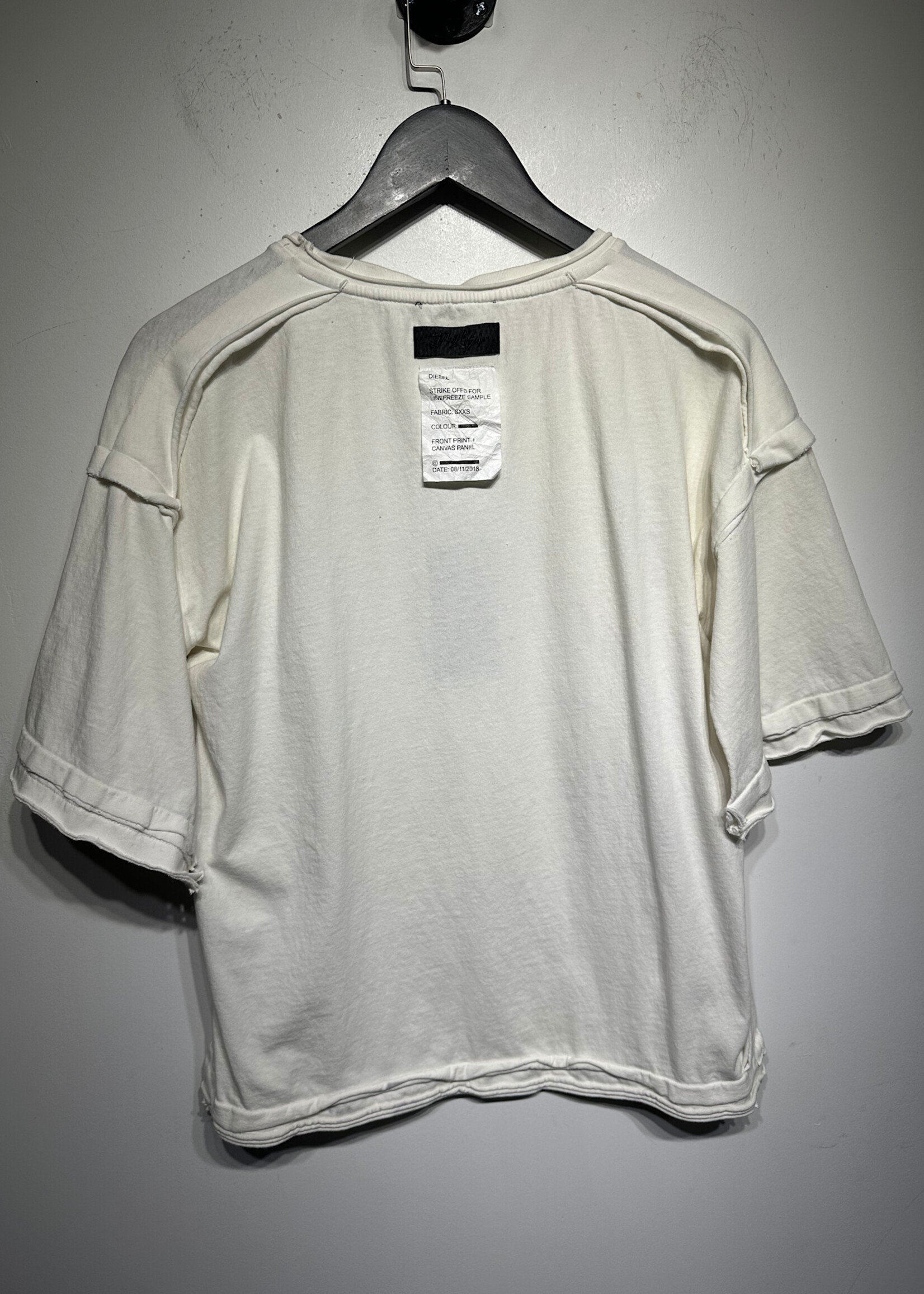 Diesel Sample Theoriss Distress Tee L AS IS