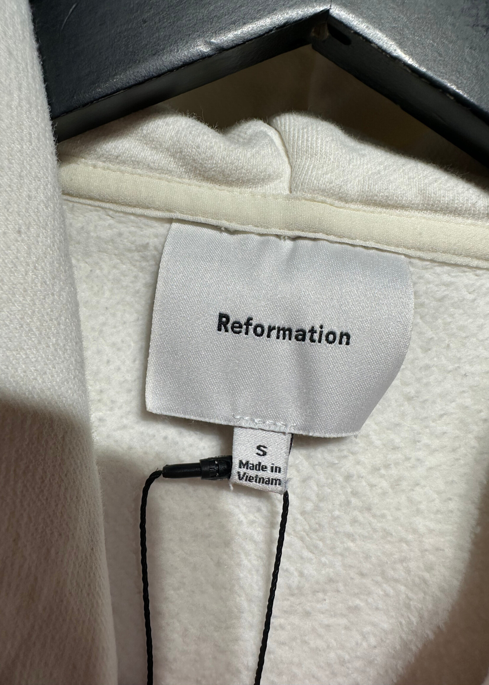 Reformation Crème Crop Zip S