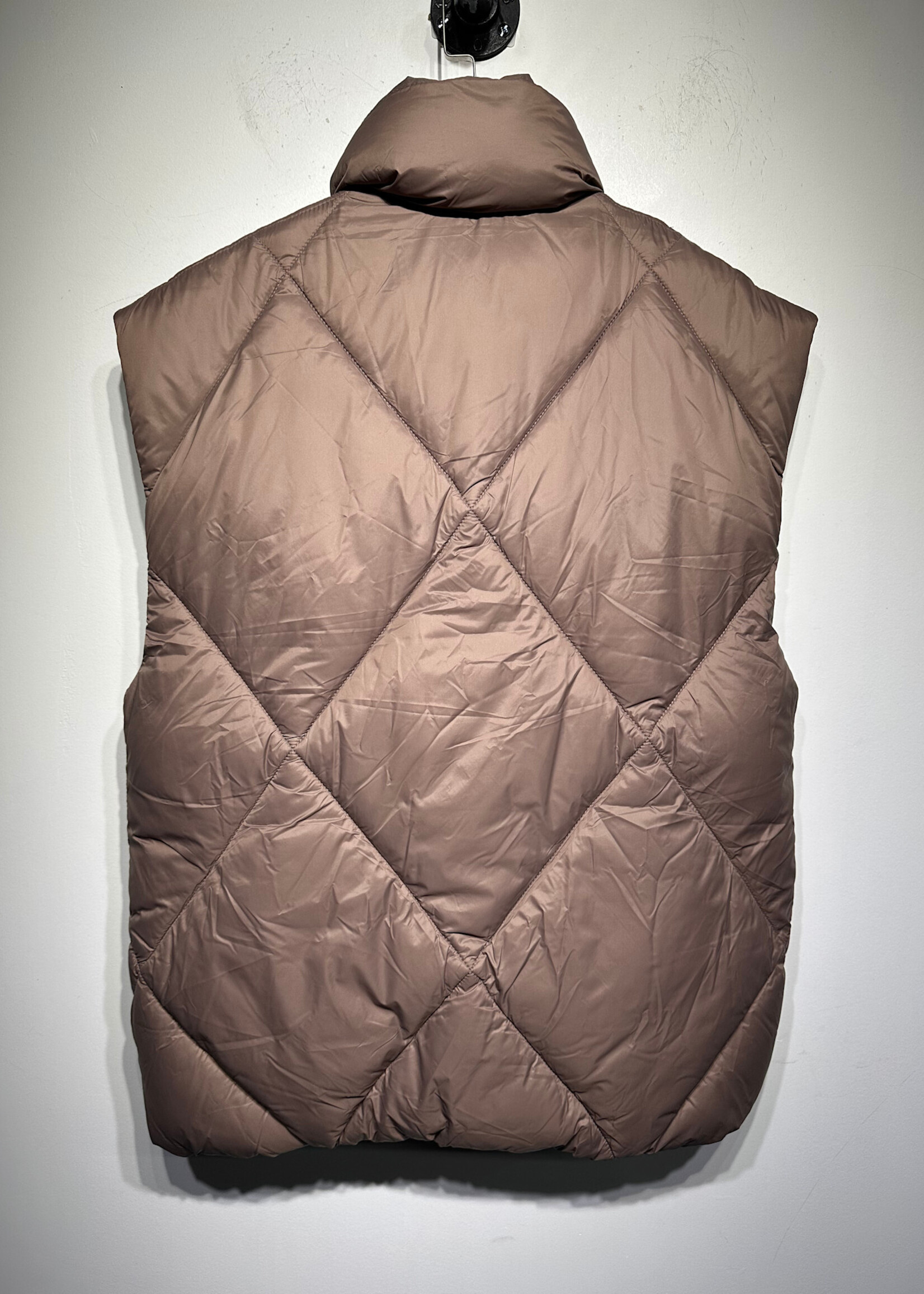 NWT Aebrcrombie Quilted Puffer Vest S