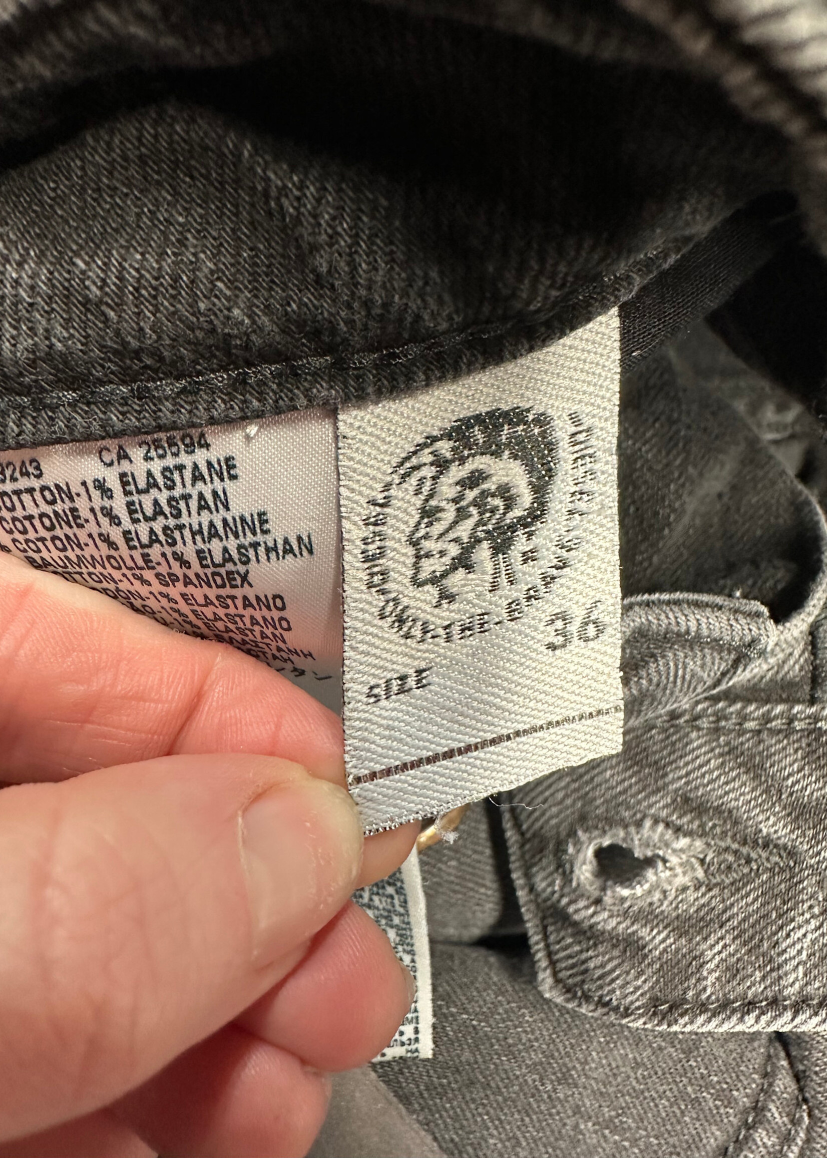 Diesel Black Wash Straight Cut Jeans Unisex 36