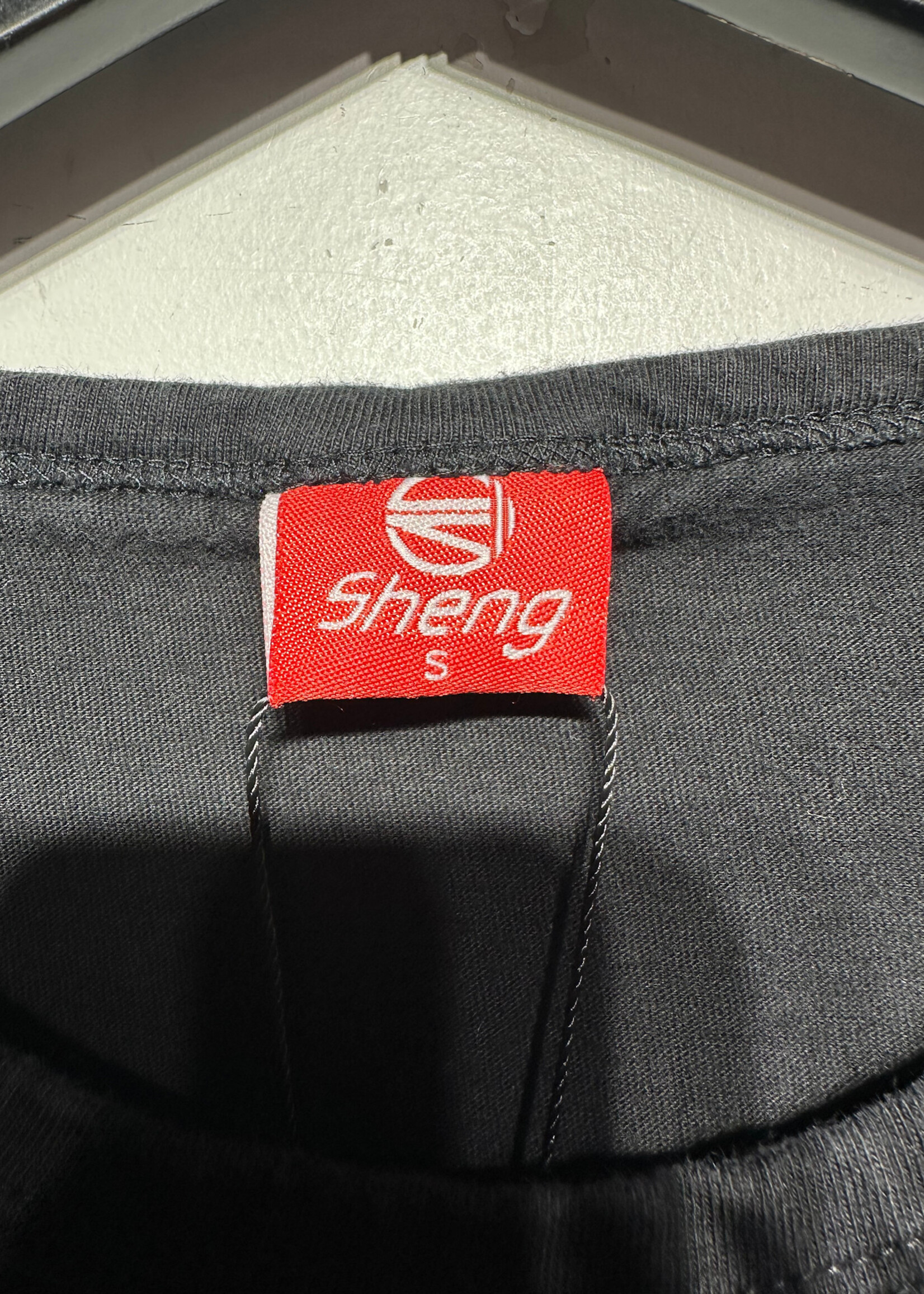 Taylor Swift Black White Fitted Tee Fem S