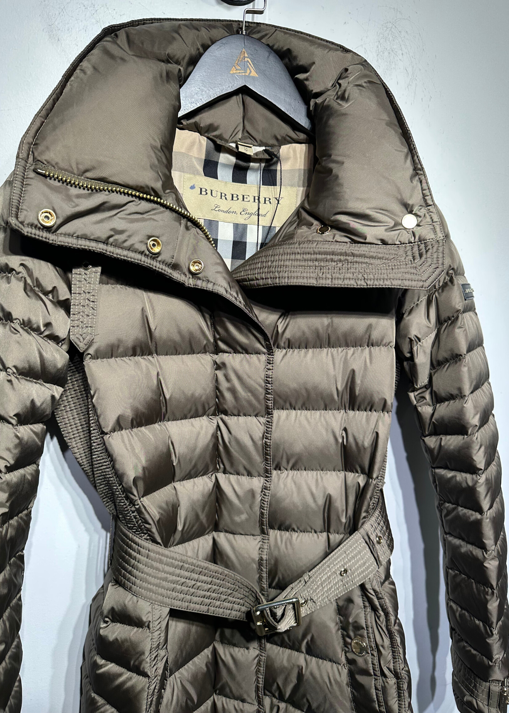 Burberry Brown Plaid Lined Puffer Coat Fem XS