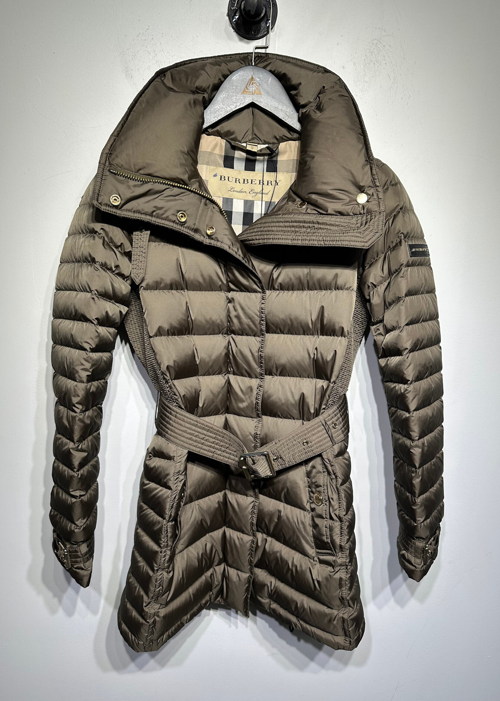 Burberry Brown Plaid Lined Puffer Coat Fem XS