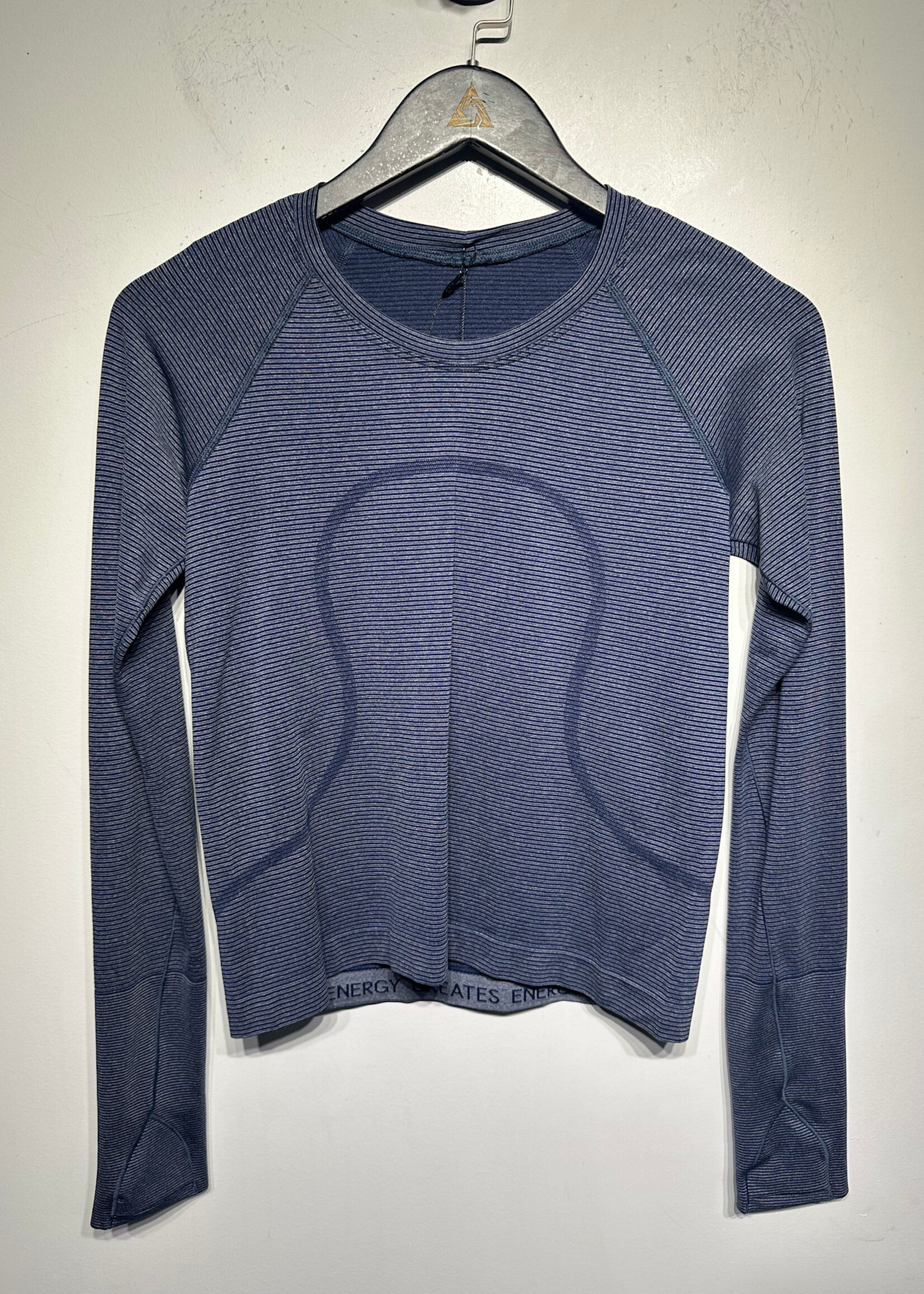 Lululemon Blue Striped Fitted LS M