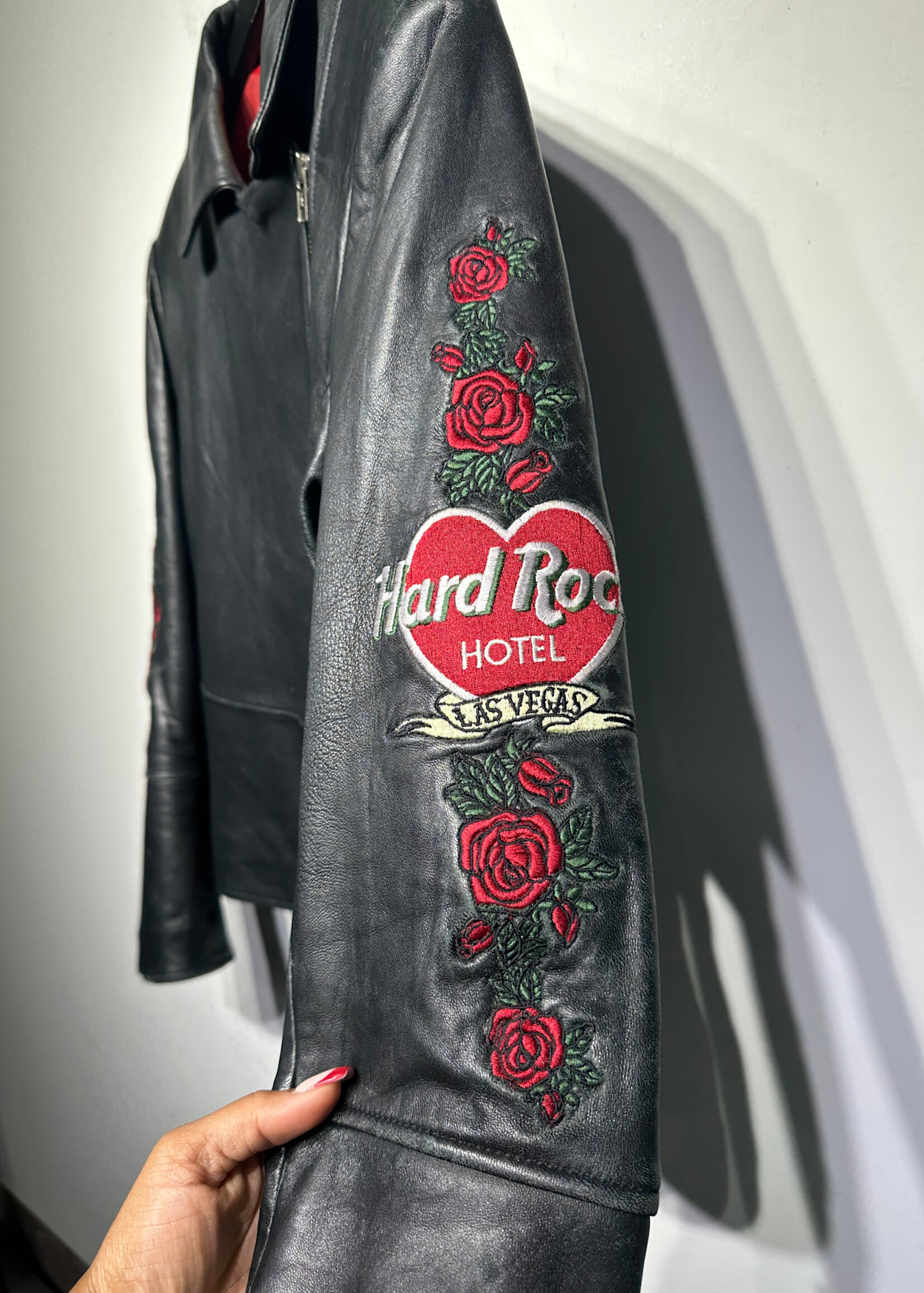 Hard Rock LV Rose Biker Jacket Fem M AS IS