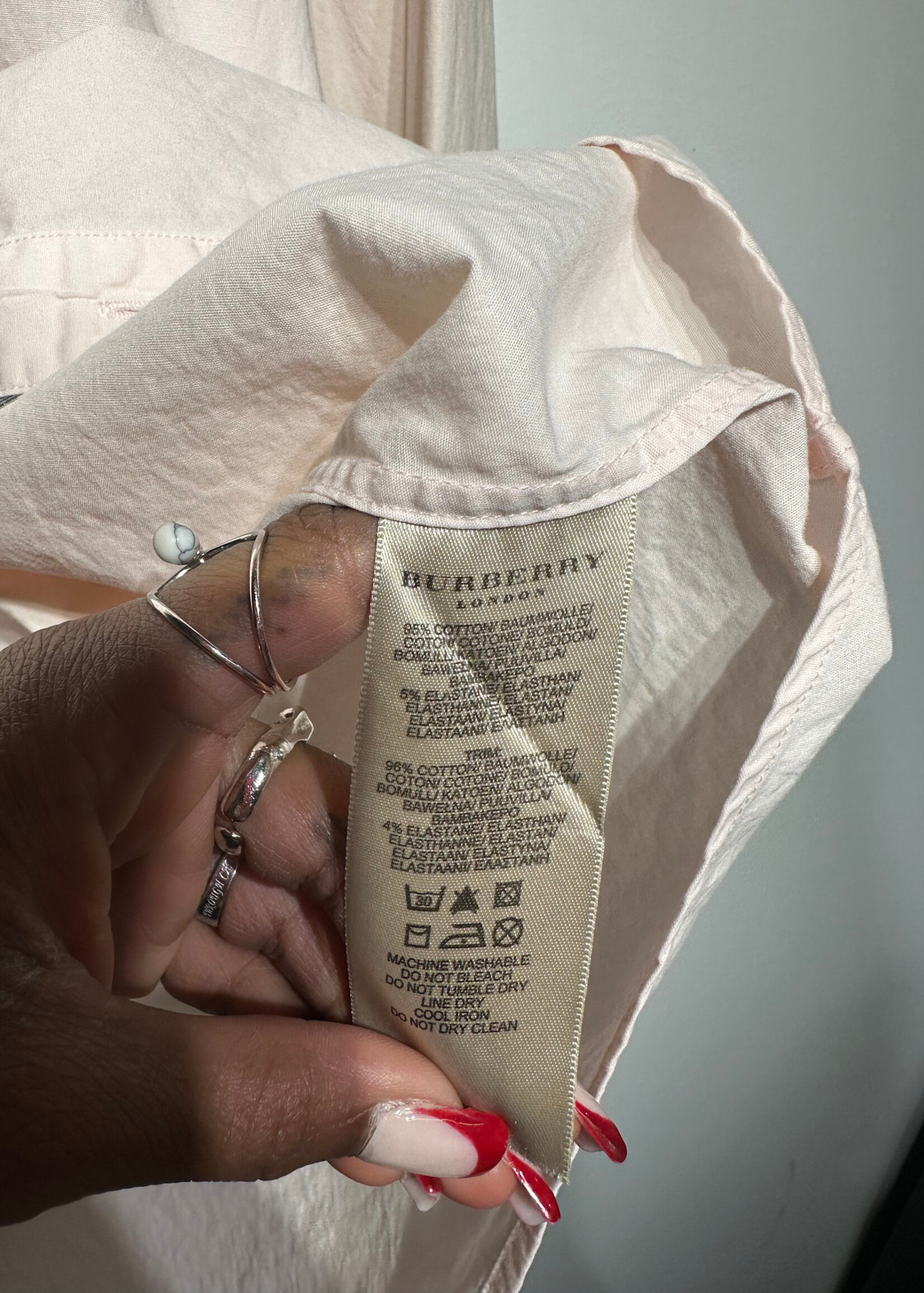 Burberry Light Pink BU Fem S