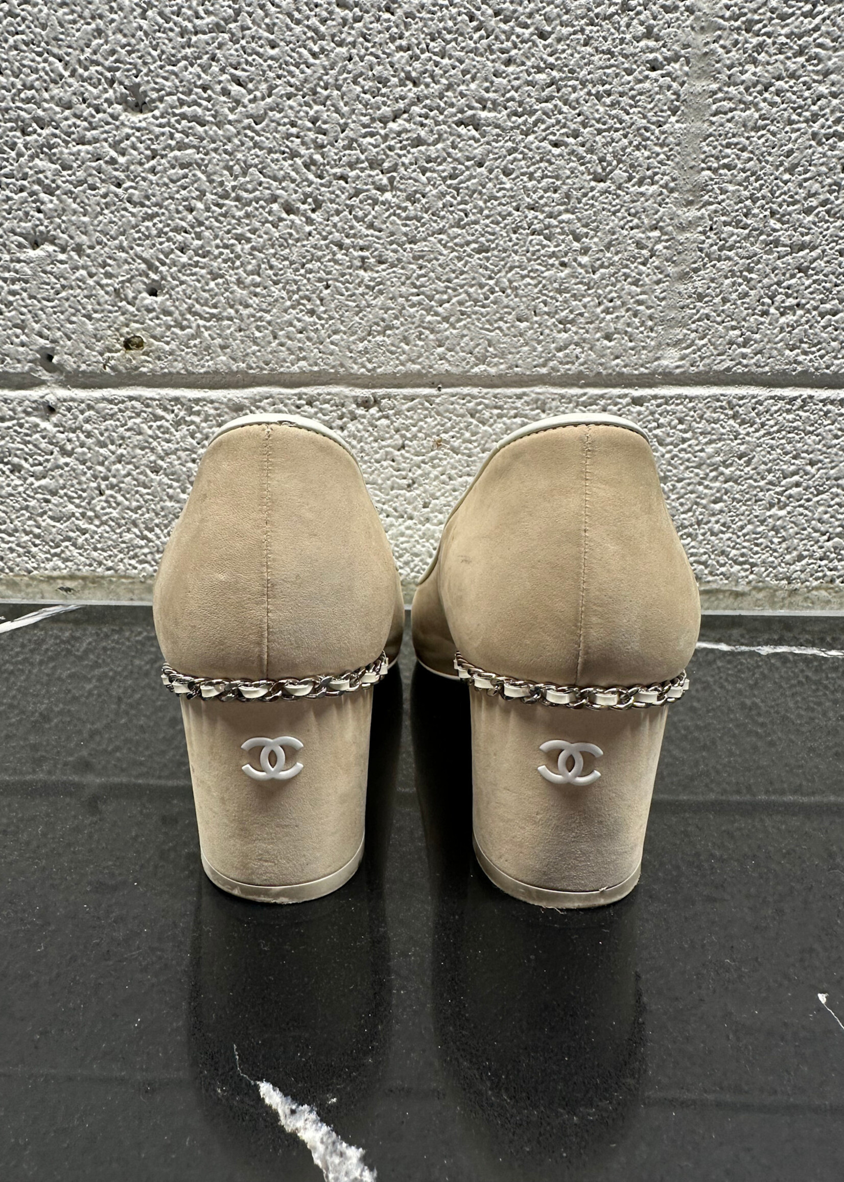 Chanel 2021 Interlocking C Beige Pumps 36.5/6.5