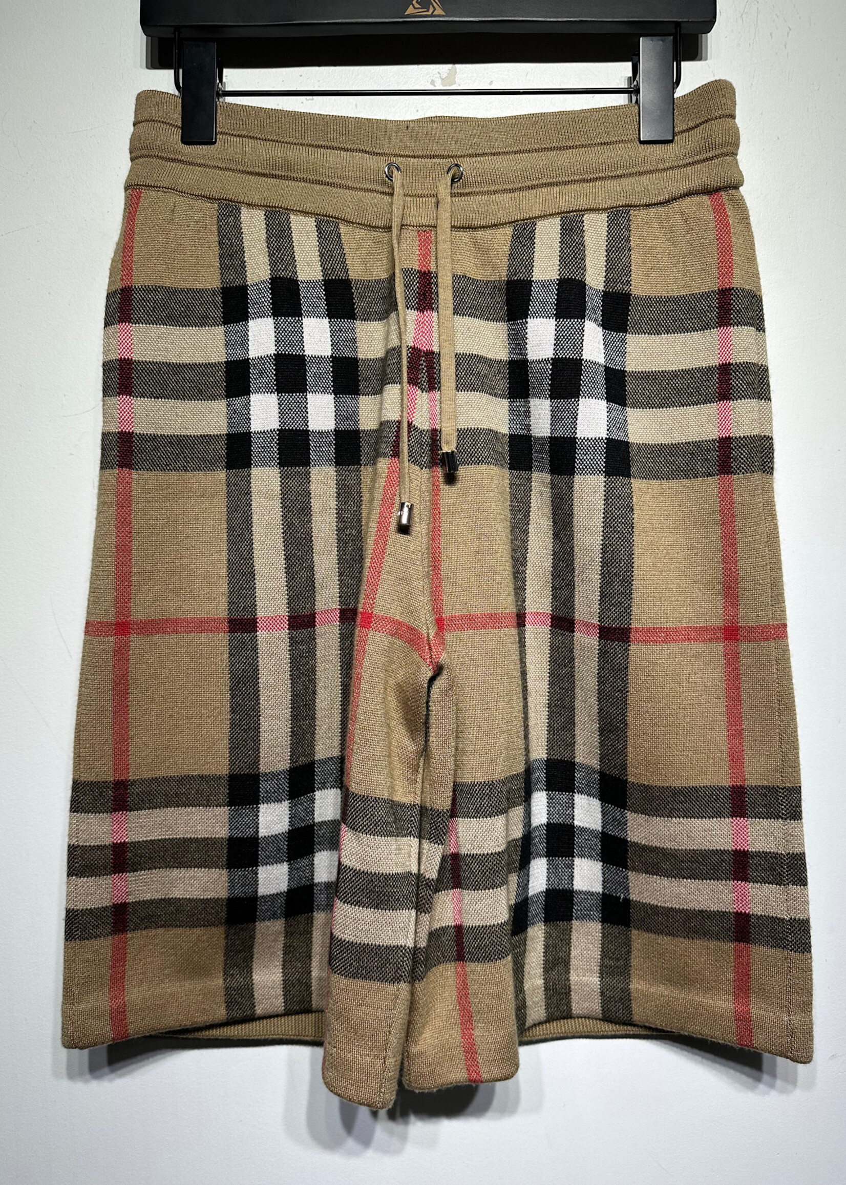 NWT Burberry Nova Check Shorts Masc 30