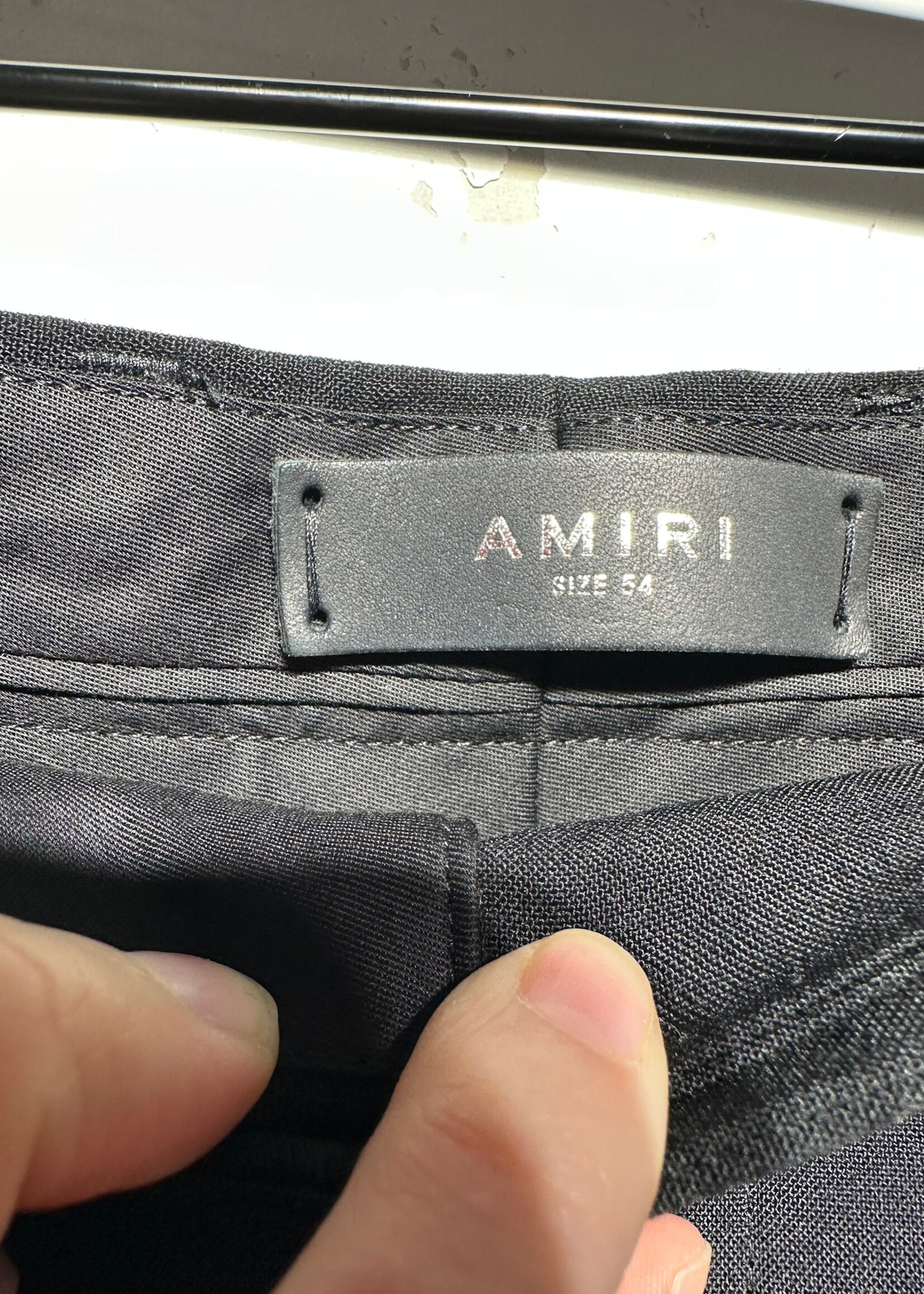 Amiri Black Pleated Shorts Masc 36