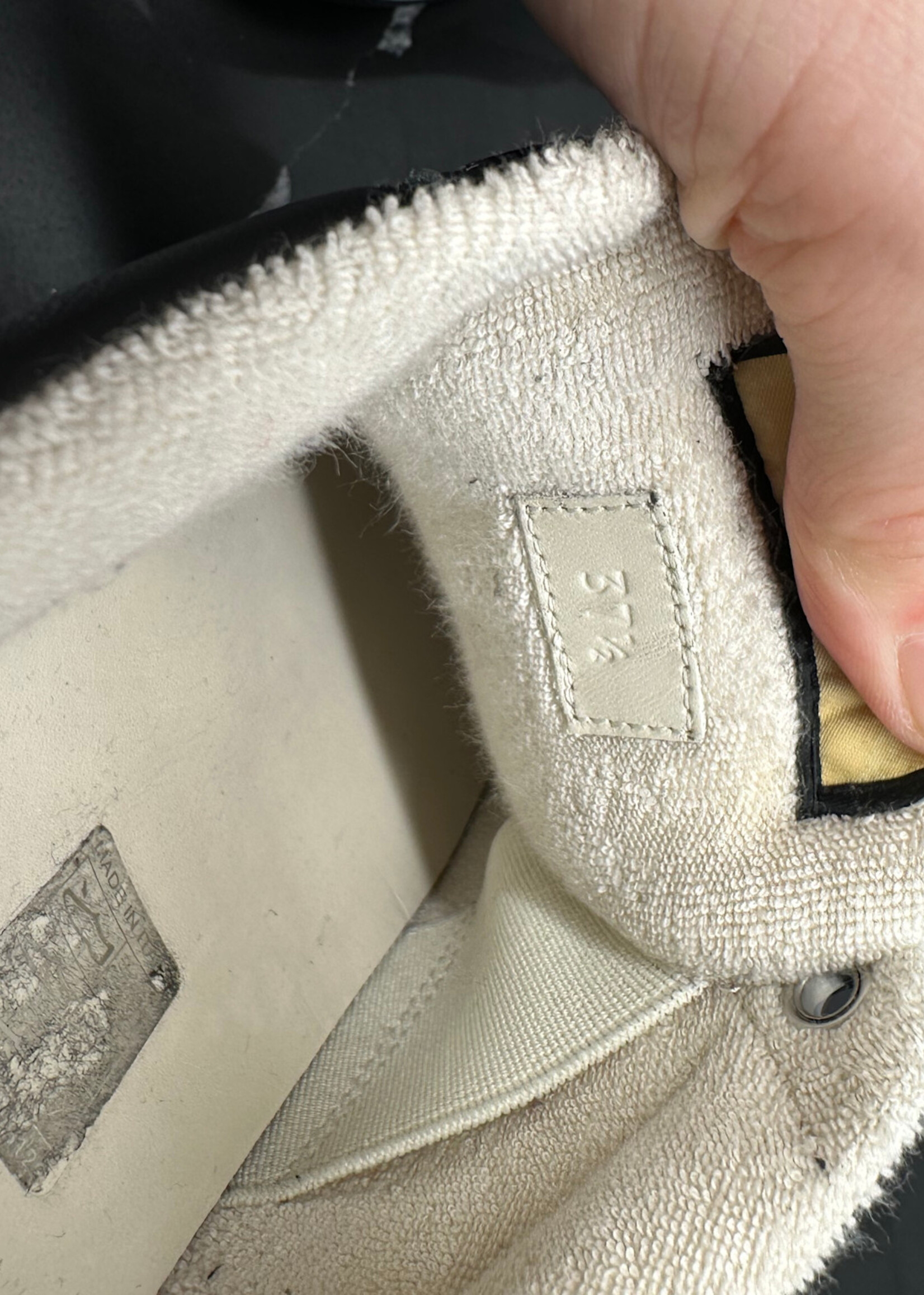 Gucci Screener Sneakers 37.5/US8 (Retail: $1060)