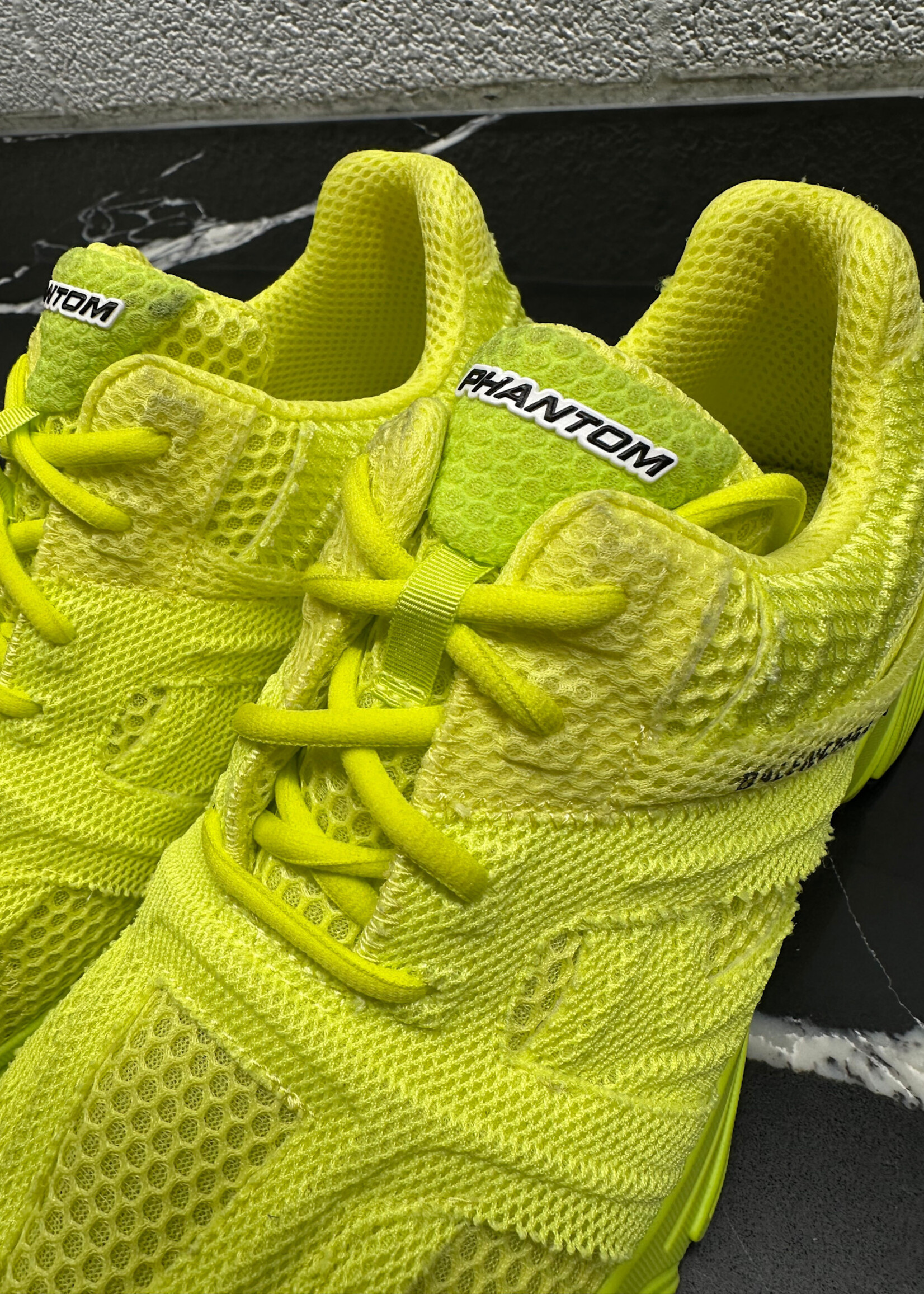 Balenciaga Phantom Neon Yellow Sneakers Fem 8