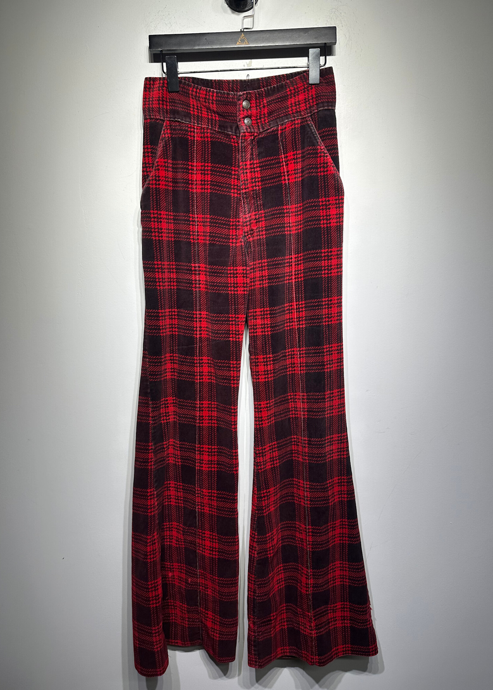 STUART MCGUIRE RED PLAID PANTS 26